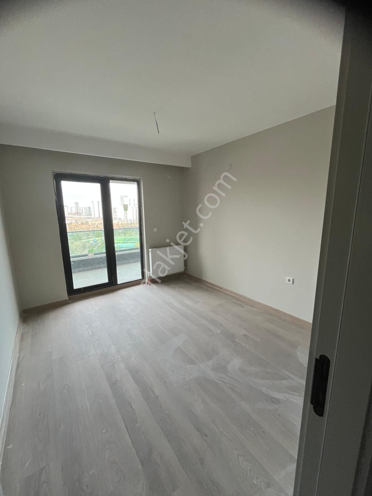 Cb Vizyon'dan Adress Göksu'da Göl Manzaralı Satılık 4+1 Daire - Görsel 25