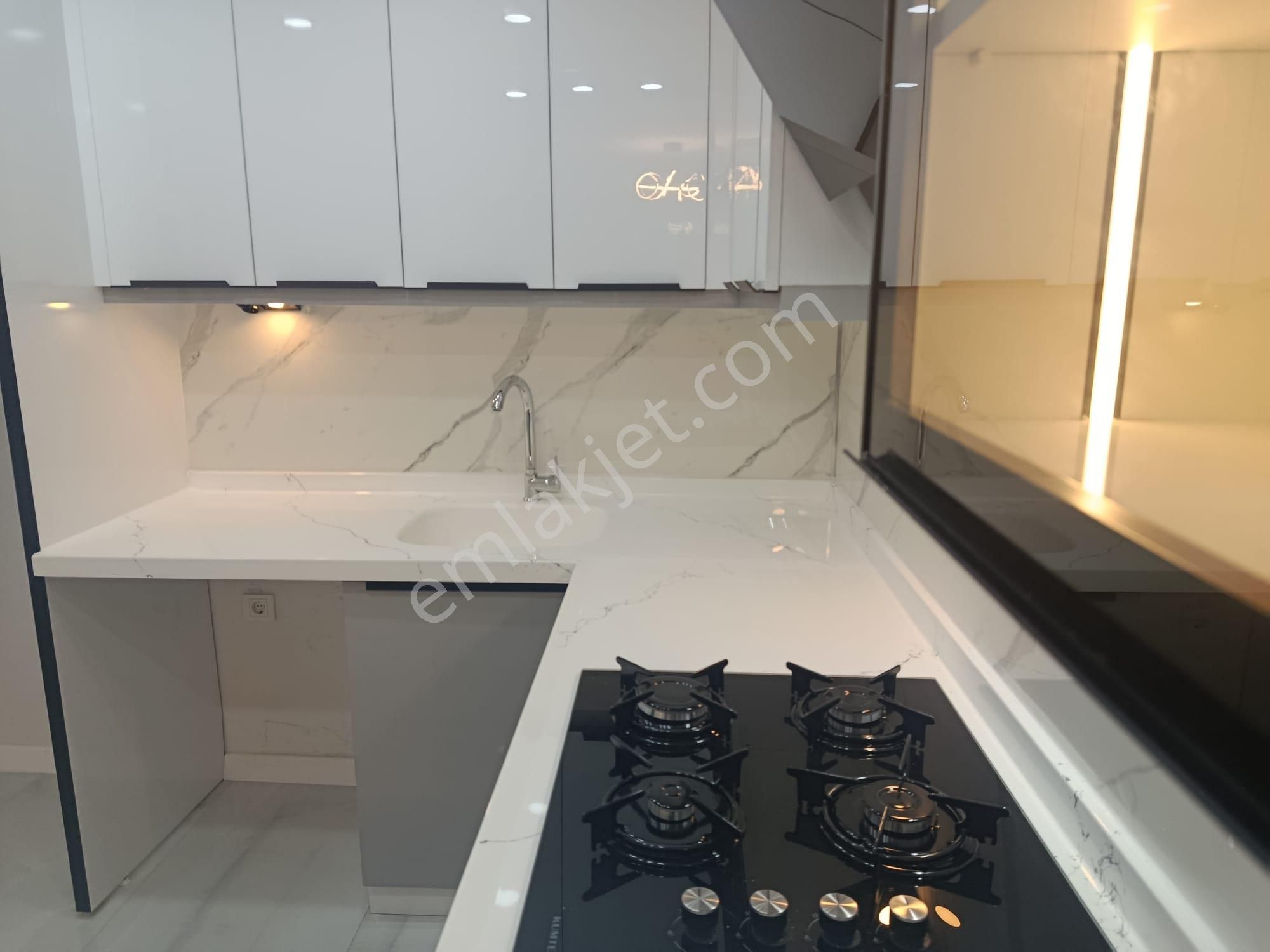 Akçay Doruk Gayrimenkul'den Kendine Ait Bahçe Girişine Sahip Full Yenilenmiş Daire - Görsel 31