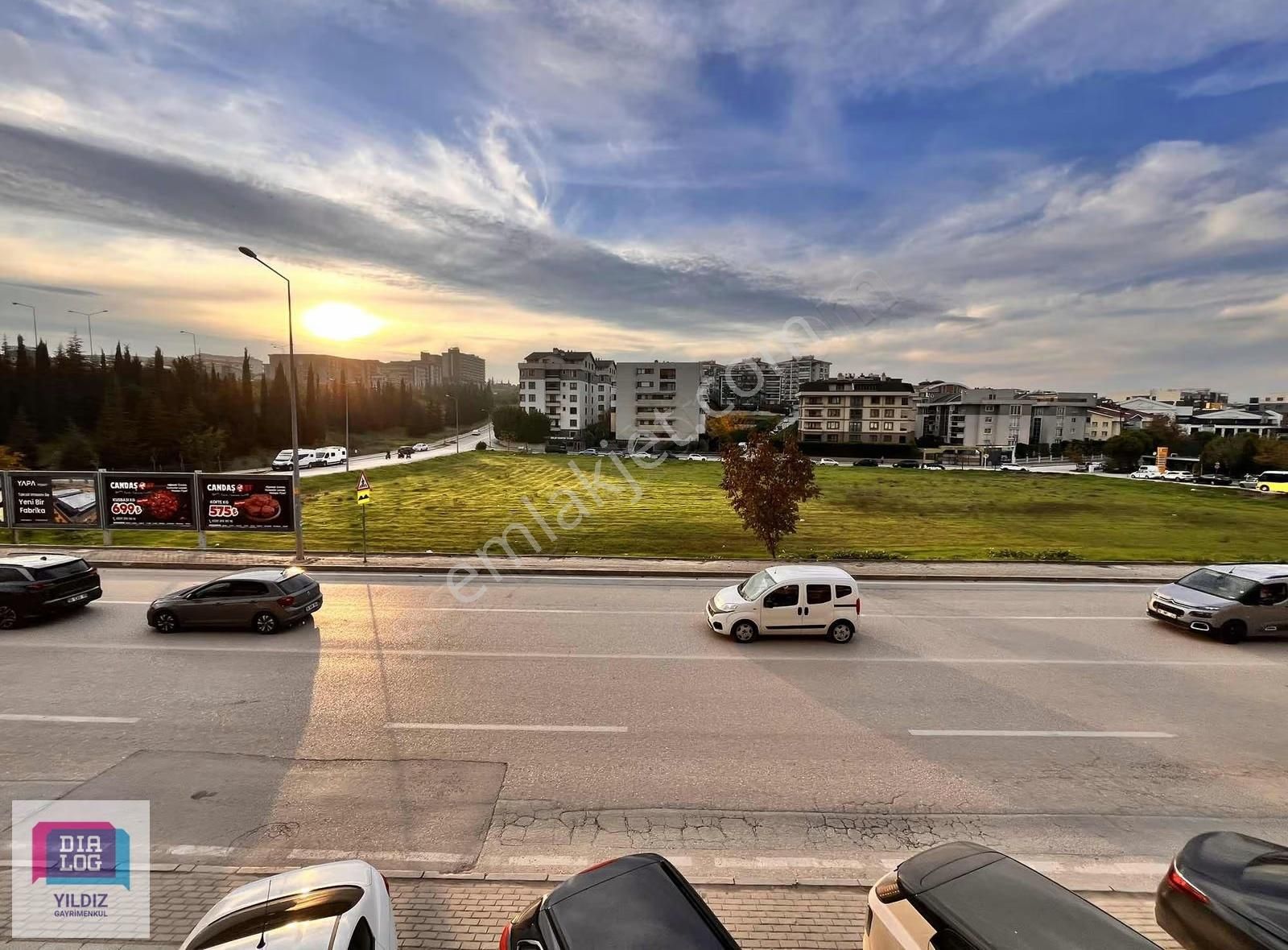 Dialog Yıldız / Balat'ın Kalbinde Cadde Üstü 2+1 Satılık Daire - Görsel 19