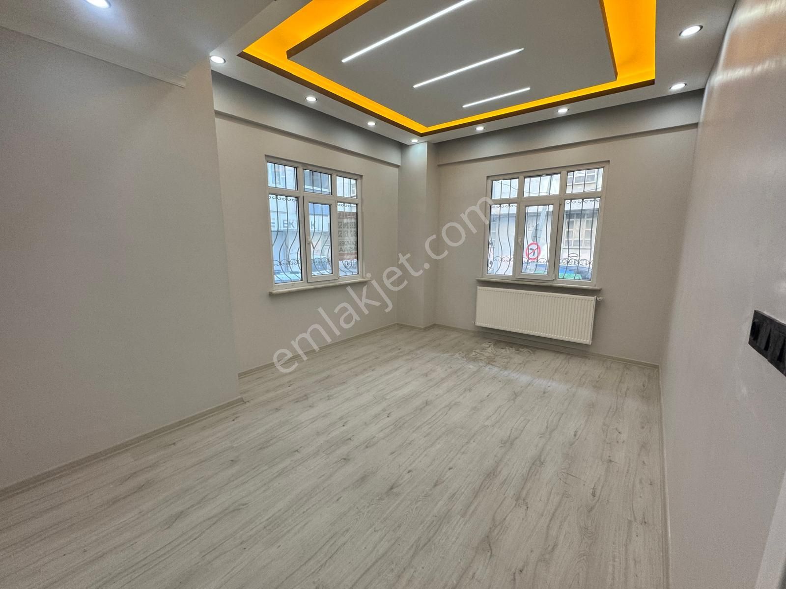 Üç Kardeşler'den 2+1 Masrafsız 95m2 Balkonlu Lüx Yüksek Giriş Tramway Dibi