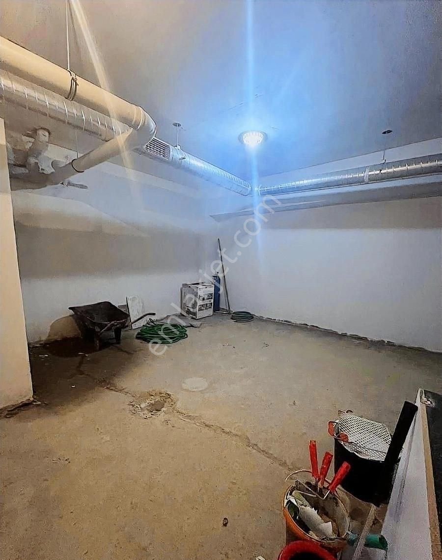 Kirazlıderede Kapalı Otoparklı Satılık 2+1 Ful Krediye Uygun - Görsel 5