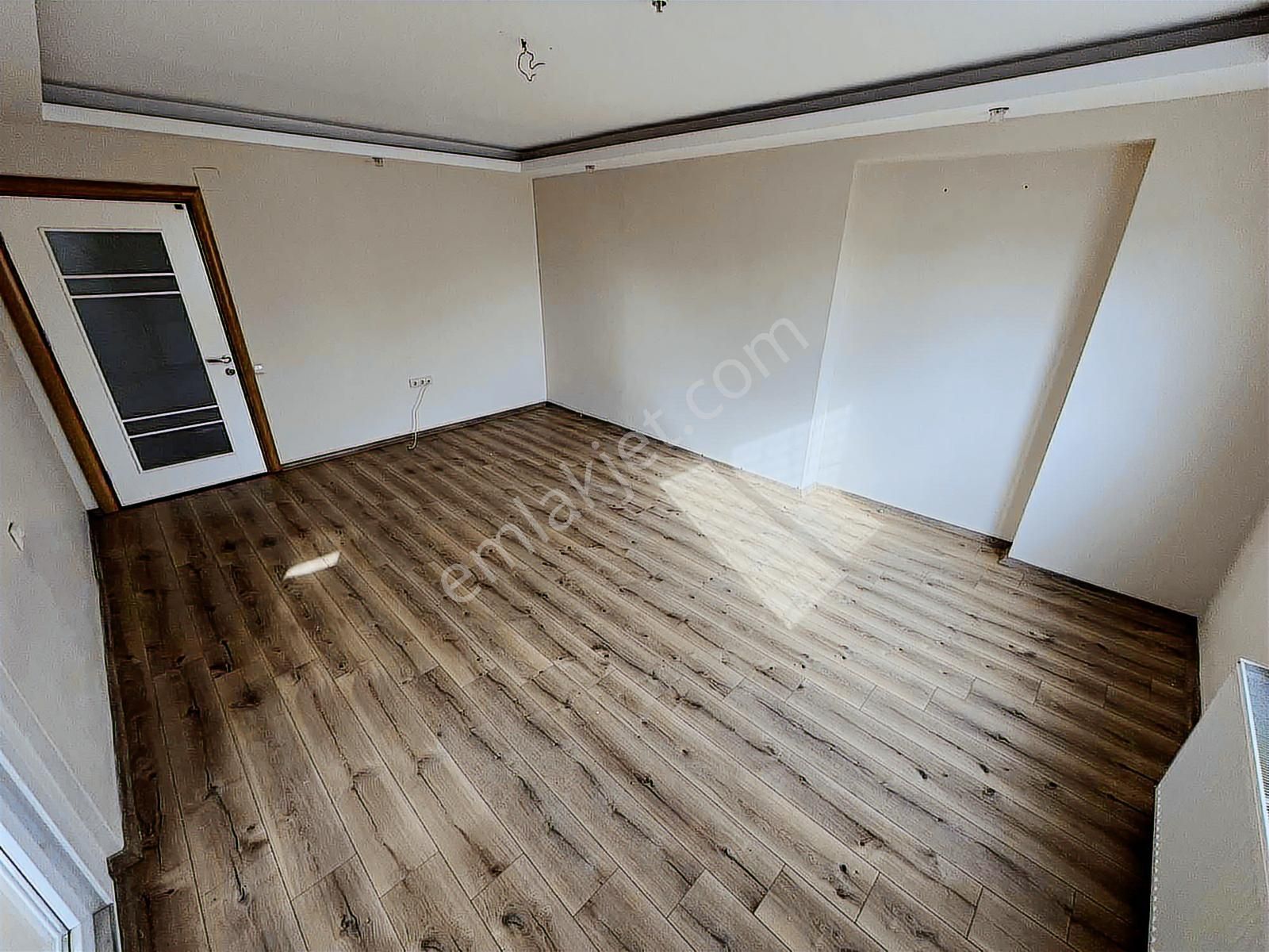 100.yıl Kriminal Caddesi Blv Üzeri/ç.banyo/kombi/iskan/geniş 3+1 - Görsel 12