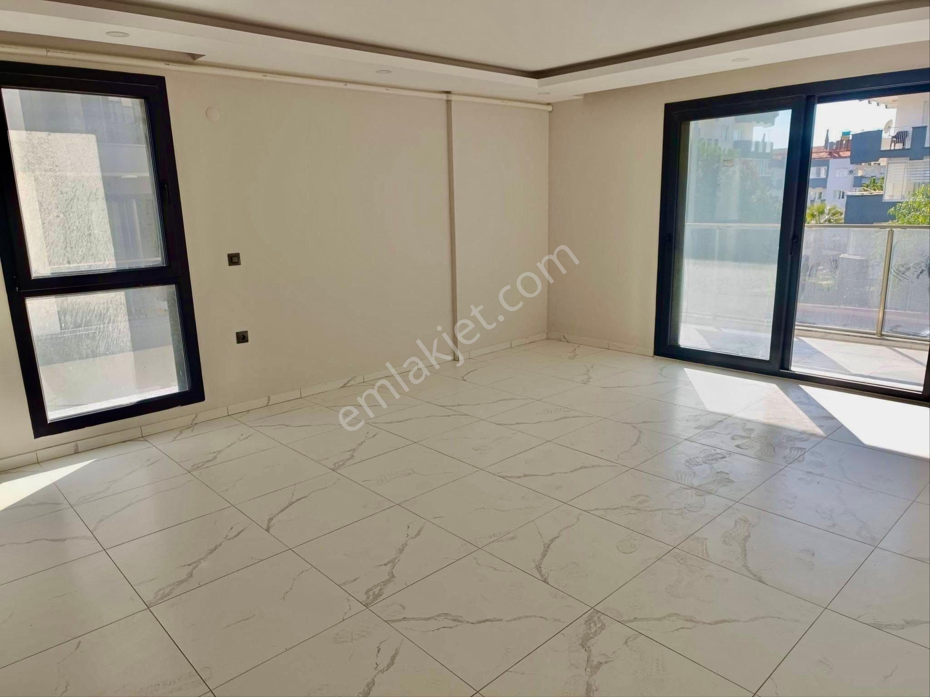 Şehir Merkezinde Arakat 2+1 Kapalı Otoparklı Daire - Görsel 23