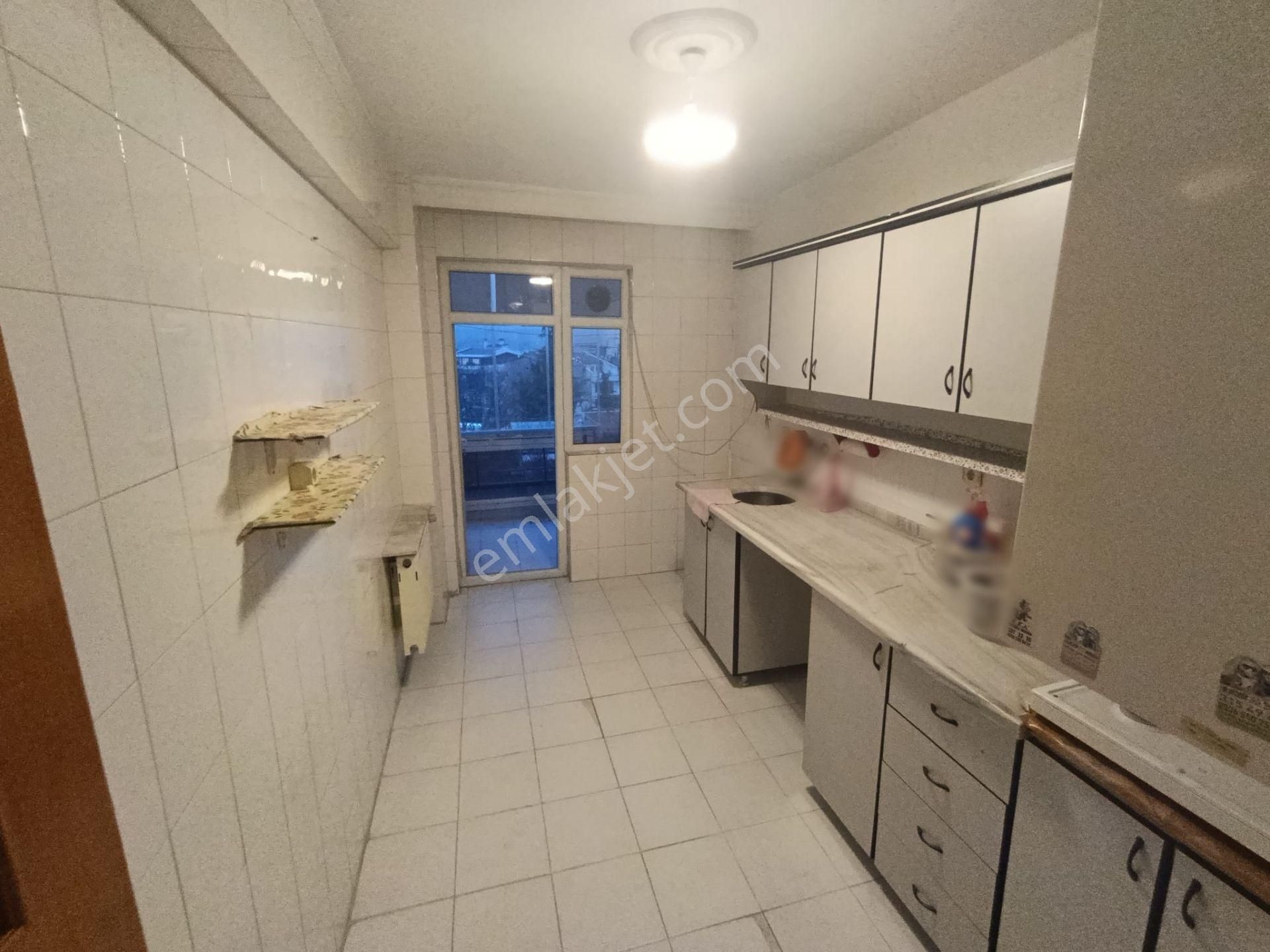 Y.mahalle Çarşı Mah. Katta Çift Balkonlu 3+1 Satılık Daire - Görsel 2