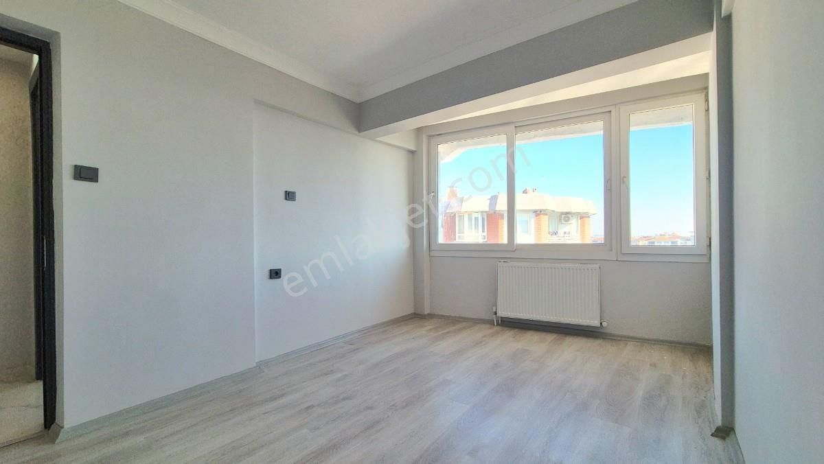 Torbalıda Site İçinde Nitelikli Tadilatlı Satılık 2+1 Daire - Görsel 20