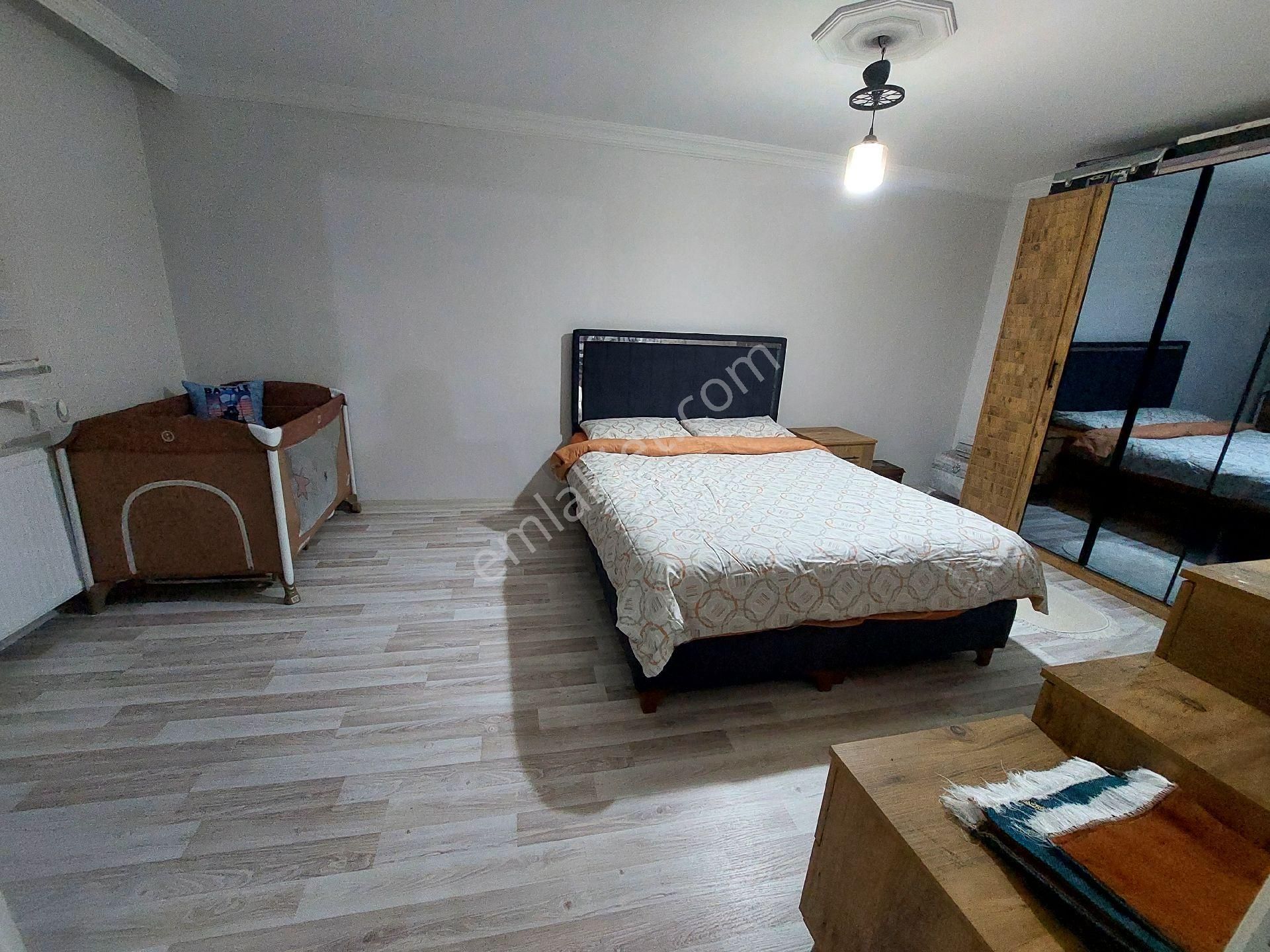 Gaziosmanpaşa Küçükköy Yeni Mah Satılık Çatı Kat 2+1 100 M2 - Görsel 7