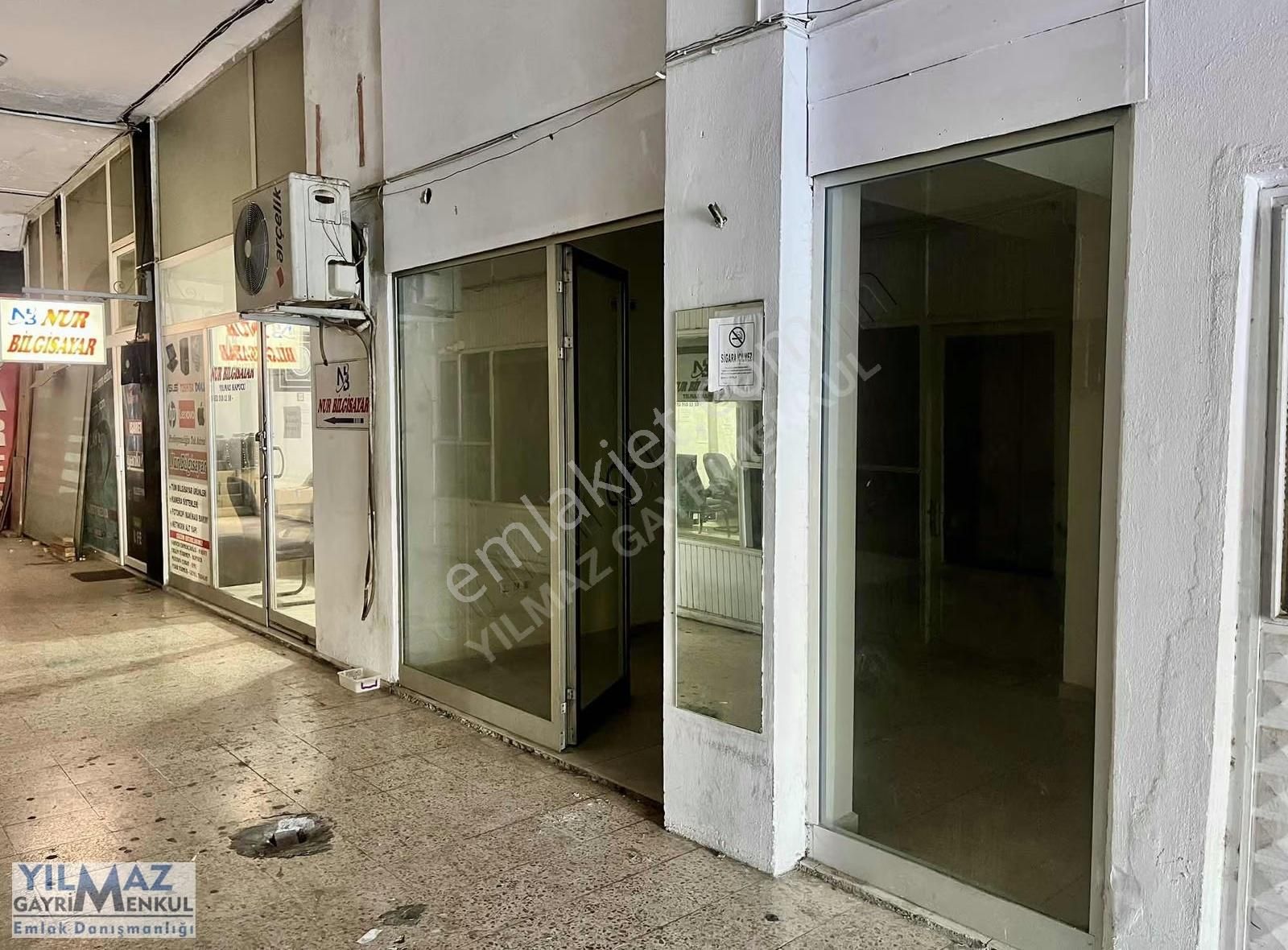 Aliağa Merkezde Pasaj İçi 40 M² Kiralık Dükkan - Görsel 14