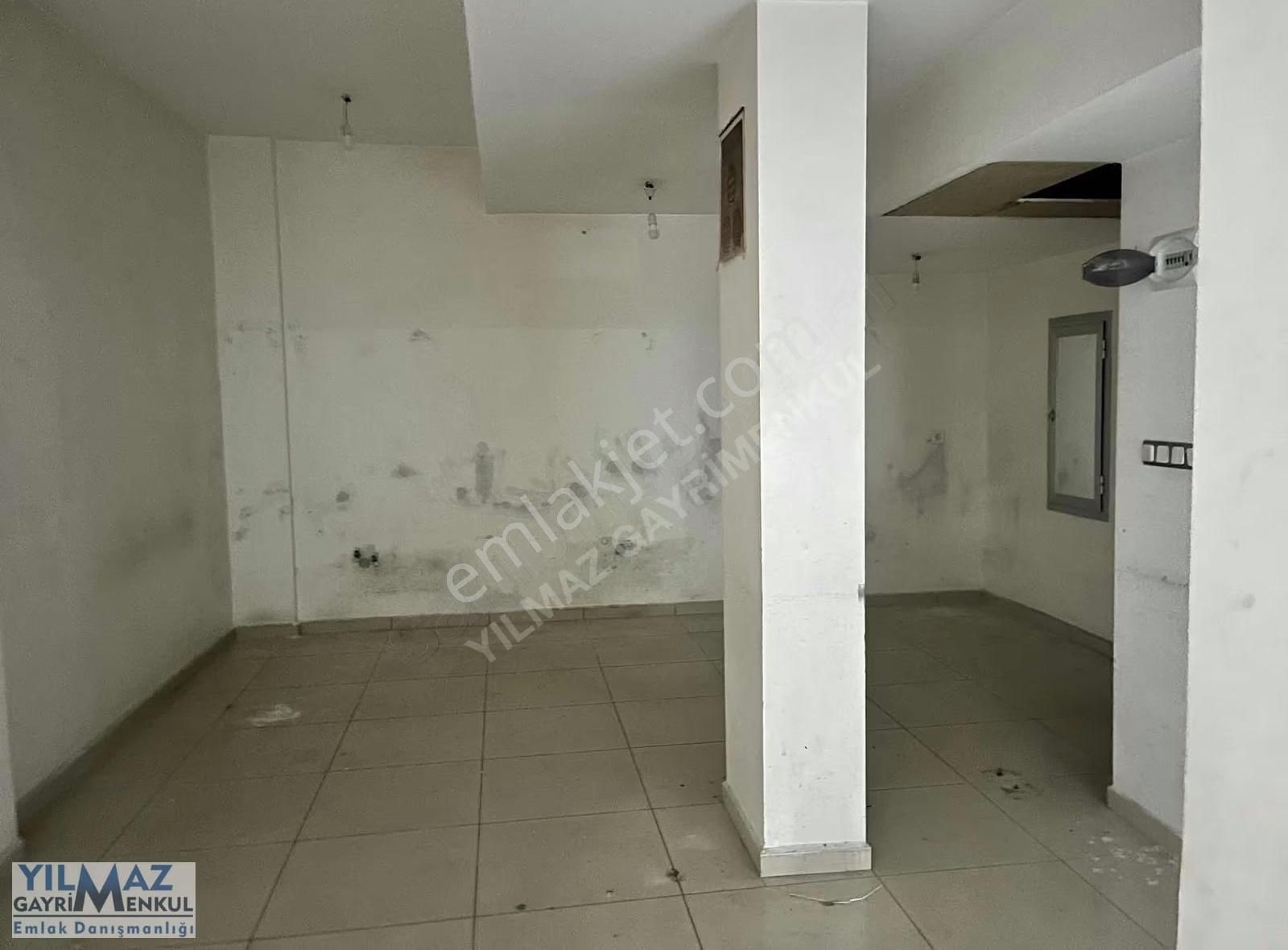 Aliağa Merkezde Pasaj İçi 40 M² Kiralık Dükkan - Görsel 15