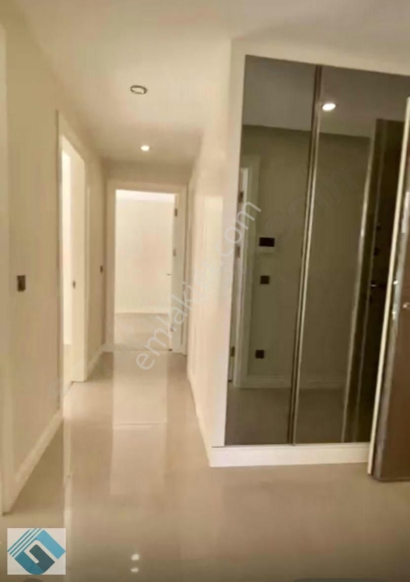 Deniz İstanbul Bahçe Kullanımlı 2+1 Satılık - Görsel 2