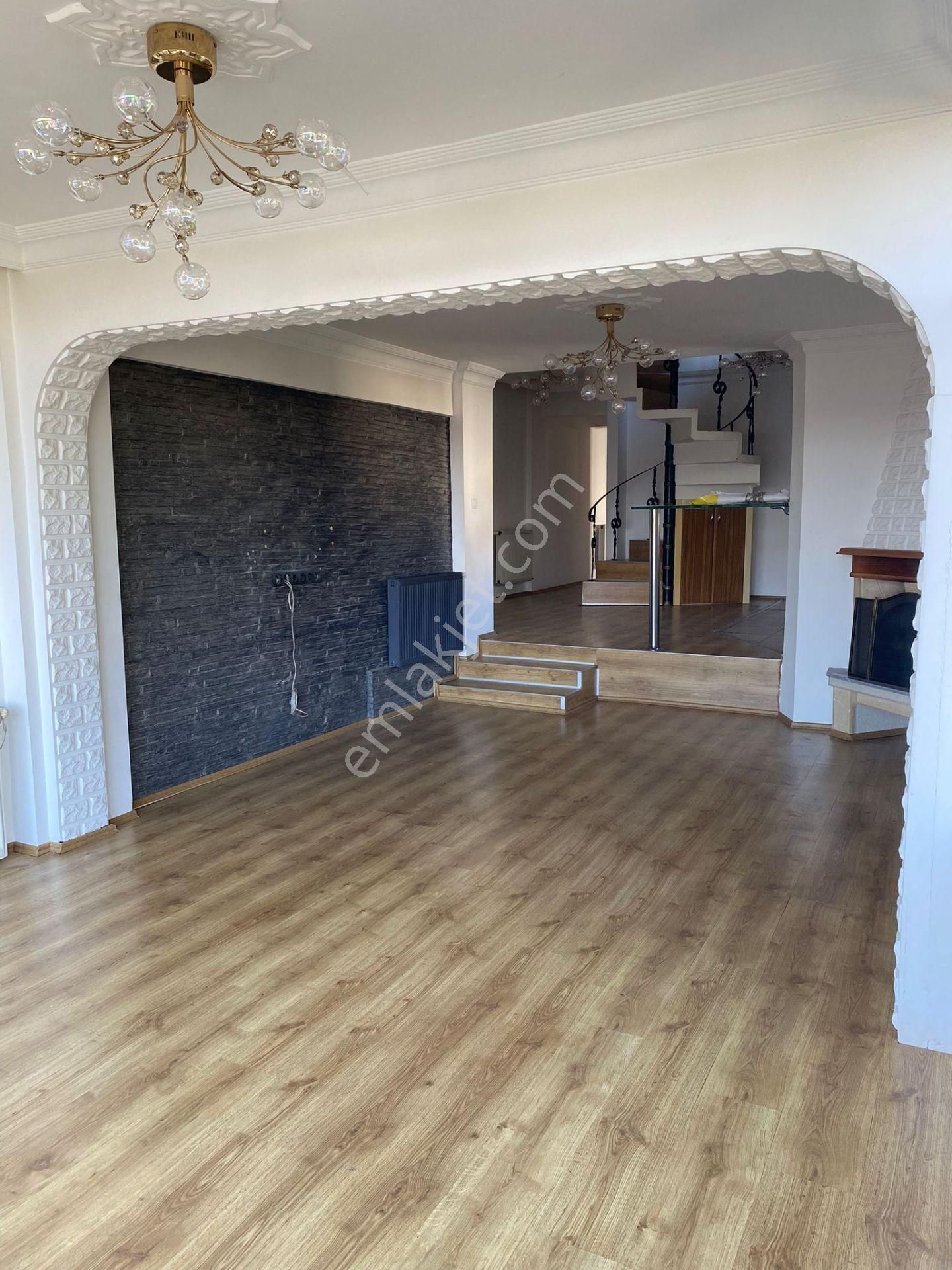 Emlak Dünyası Tuzla Cami Mh 4+2 Villa Tipi Satılık - Görsel 2