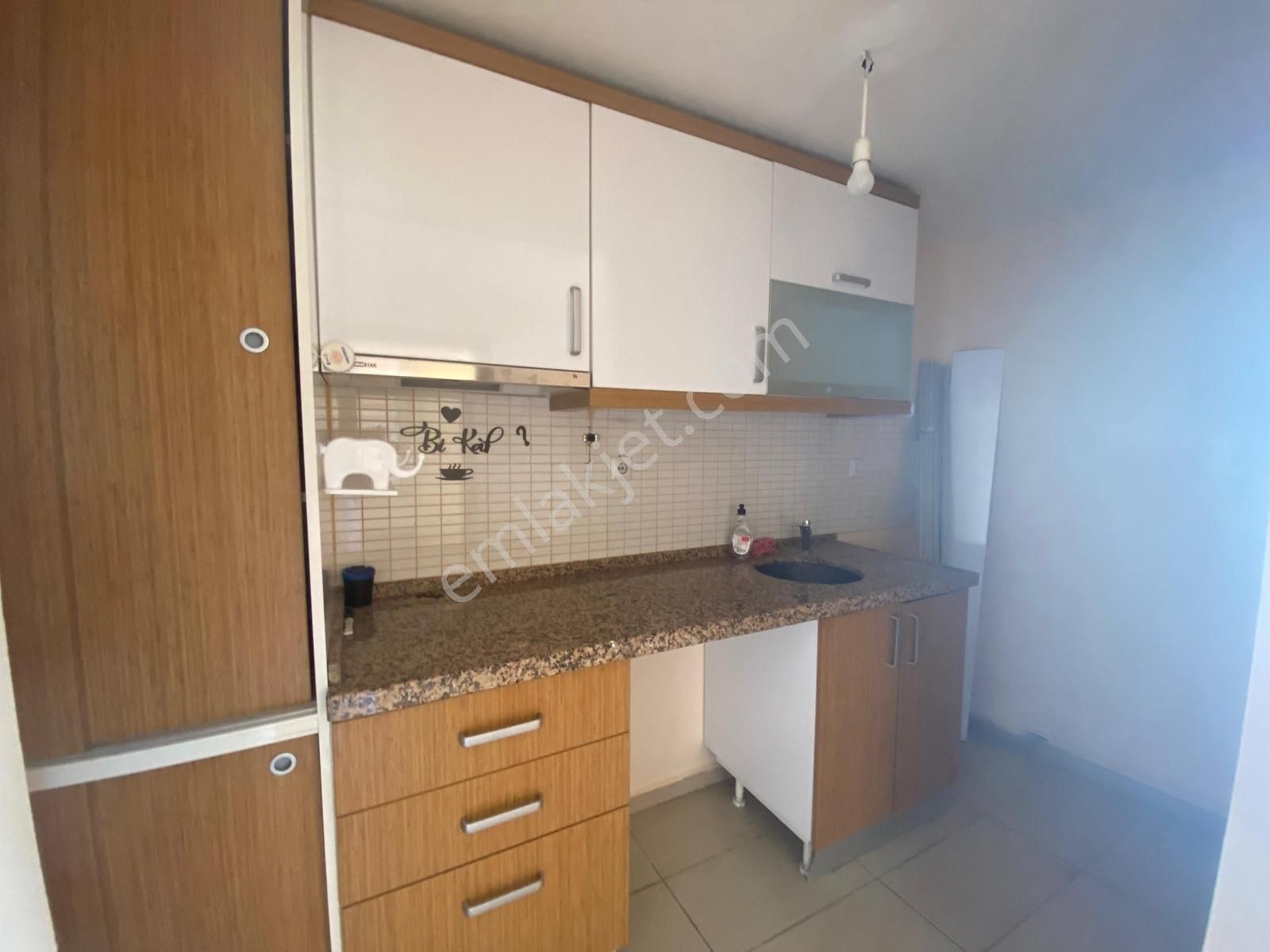 Bess'den İsmet İnönü-1 Cad. Üzerinde Kiralık 2+1 Ofis - Görsel 13