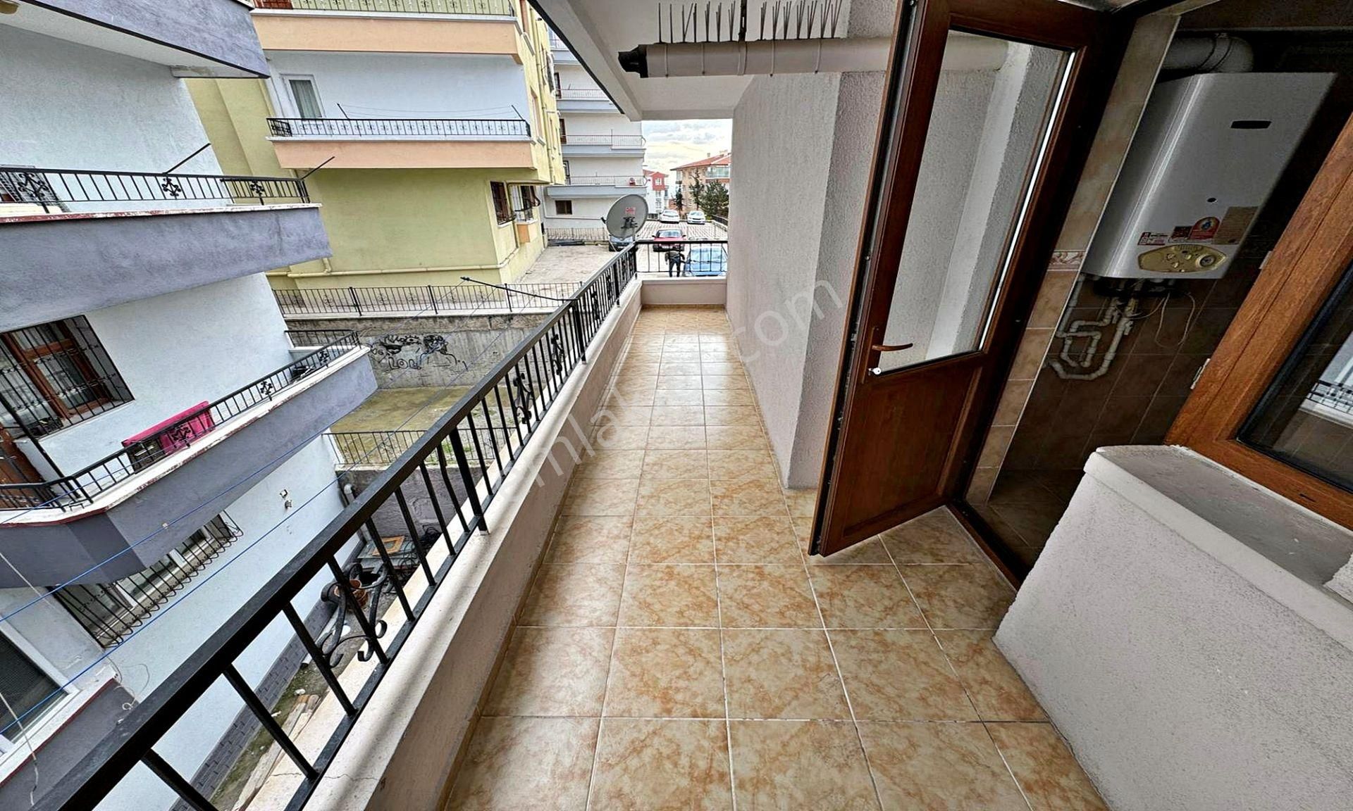 Kuşcağız'da Katta Emsalinden Uygun Kiralık Daire - Görsel 4