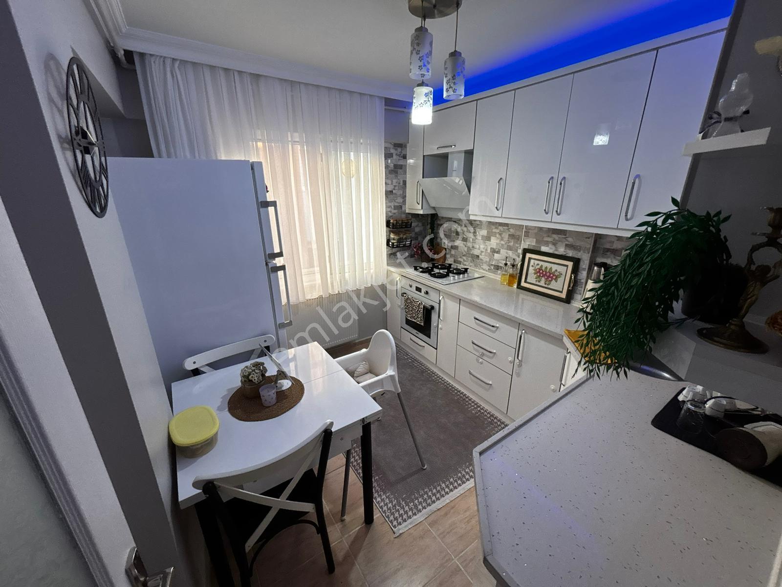 🏡şehitler Mahallesi 🏡 ✅6+1 260m2 4 Katlının Çatı Dubleksi Kombili Balkonlu - Görsel 14