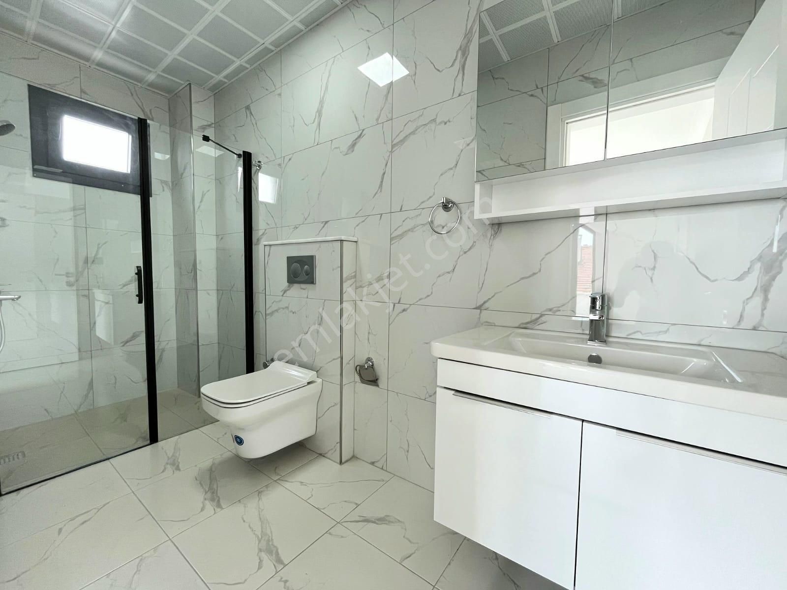 ▶ ▶ Akçay Körfez'den Konumuyla Ayrıcalıklı Çift Mutfaklı 3+1 Satılık Villa - Görsel 29