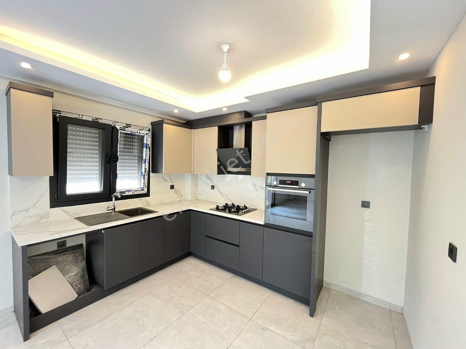 ▶ ▶ Akçay Körfez'den Konumuyla Ayrıcalıklı Çift Mutfaklı 3+1 Satılık Villa - Görsel 35