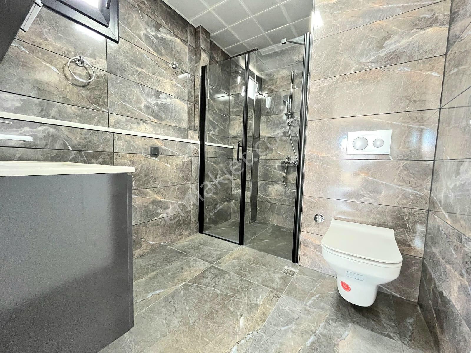 ▶ ▶ Akçay Körfez'den Konumuyla Ayrıcalıklı Çift Mutfaklı 3+1 Satılık Villa - Görsel 32