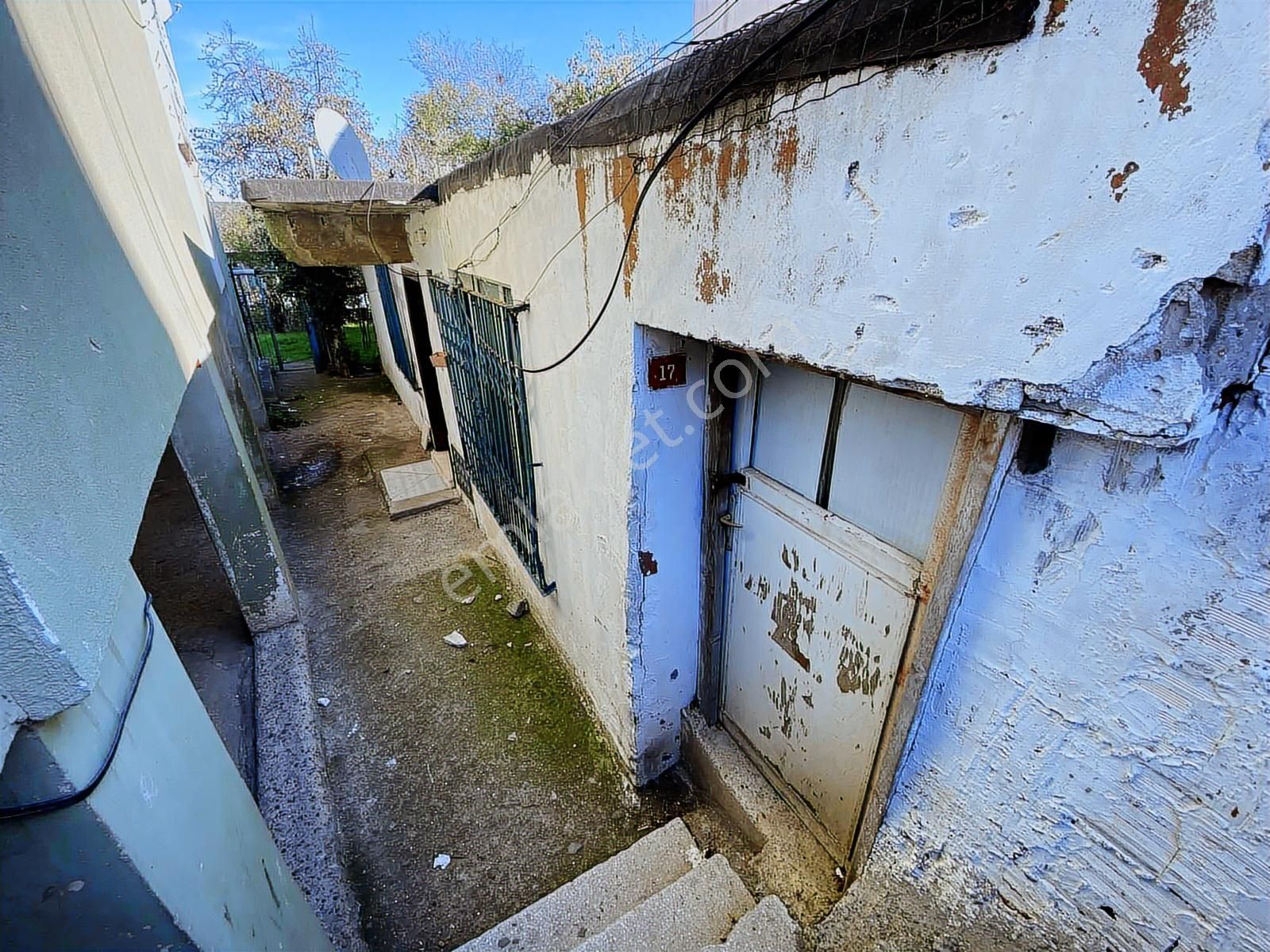 Sultanbeyli Fatih Mah. 247 M² Konut İmarlı Fırsat Müstakil Arsa - Görsel 4