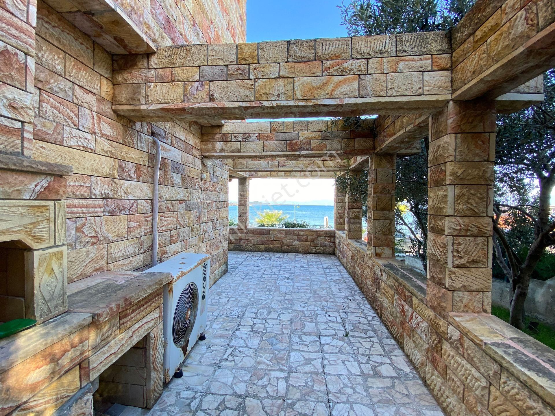 Ayvalık Armutçuk Sahilinde Denize Sıfır Eşsiz Manzaralı 3+1 Dubleks - Görsel 10