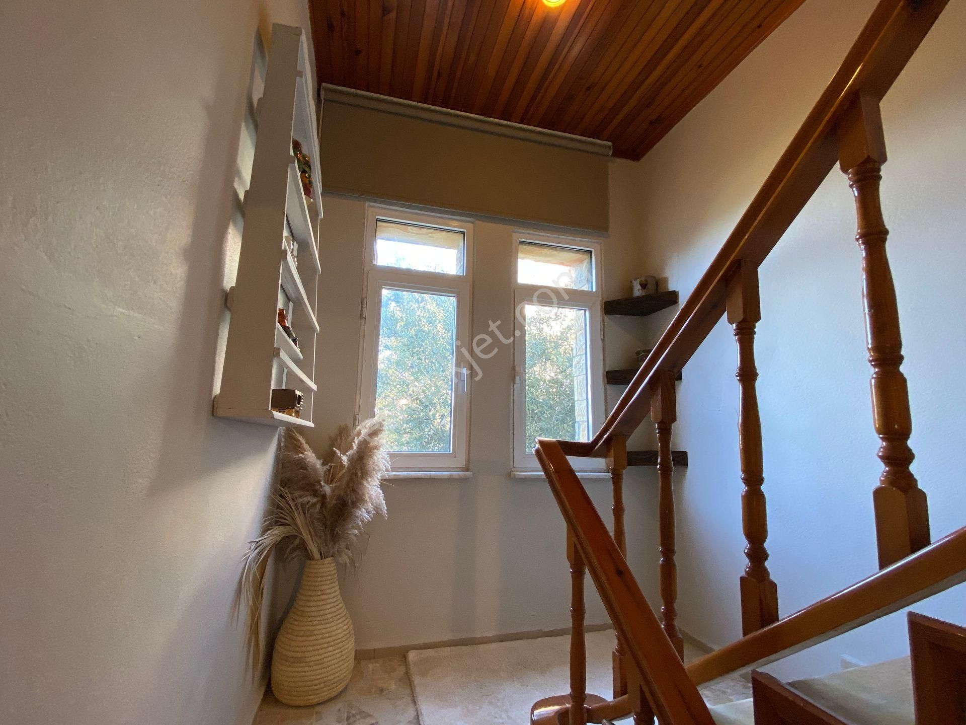 Ayvalık Armutçuk Sahilinde Denize Sıfır Eşsiz Manzaralı 3+1 Dubleks - Görsel 23