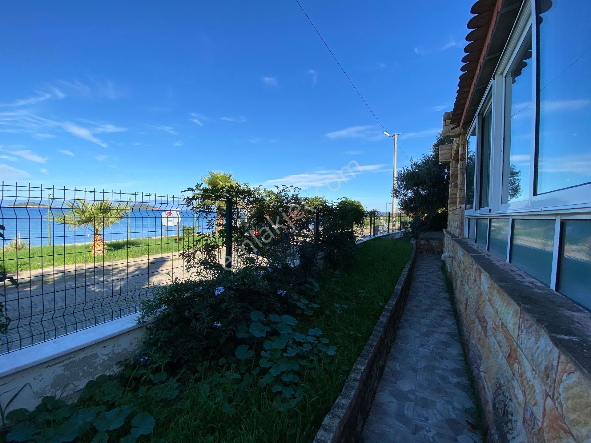 Ayvalık Armutçuk Sahilinde Denize Sıfır Eşsiz Manzaralı 3+1 Dubleks - Görsel 6