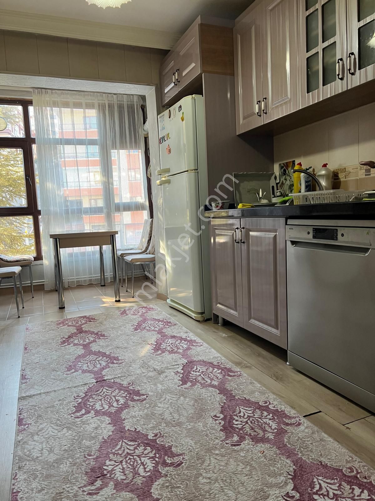 Yayla Mahallesi'nde Yapılı Asansörlü 3+1 Daire! - Görsel 2