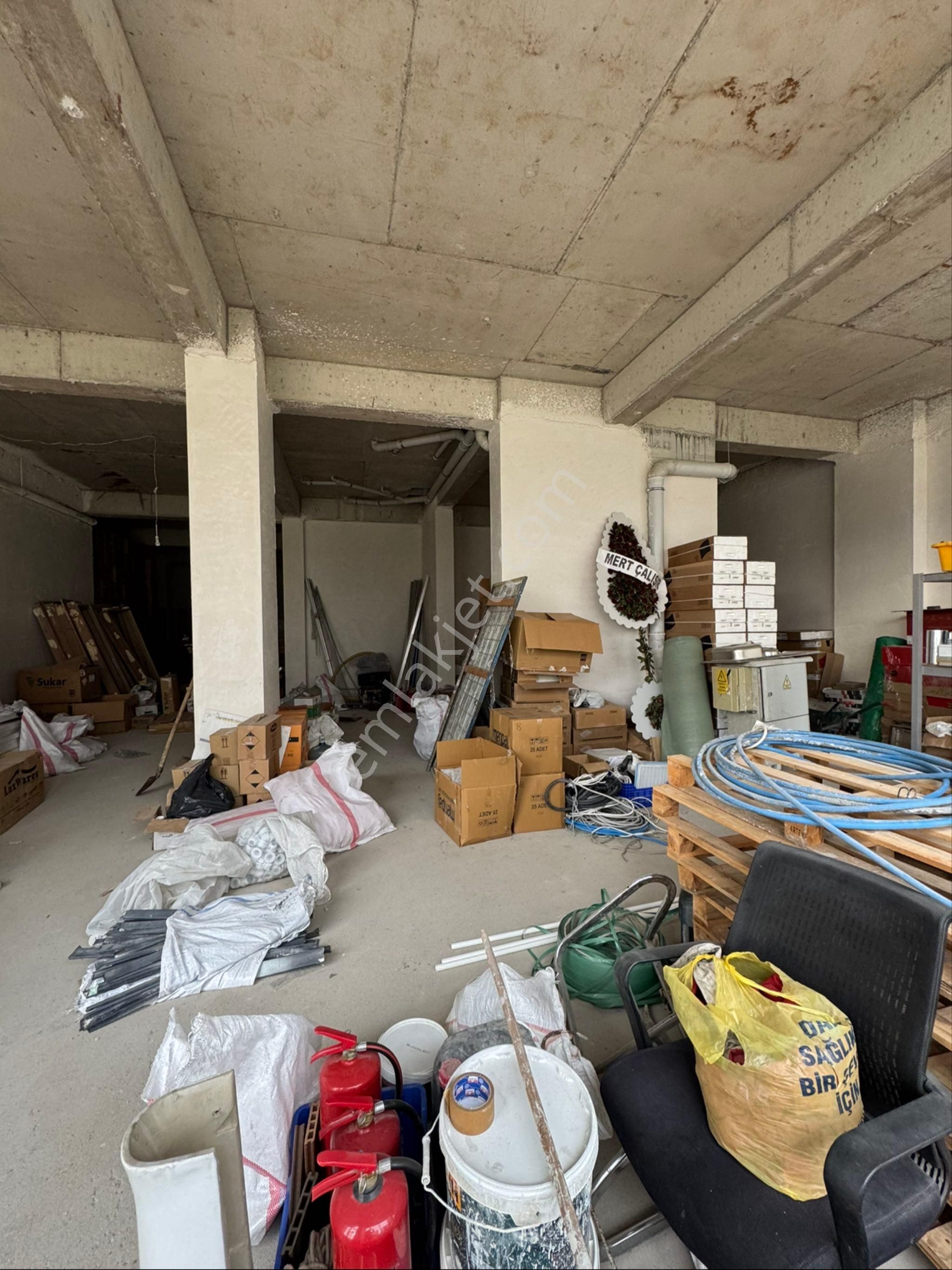 Remax Area’dan Podyumpark Yakınında 50m2 Kiralık Sıfır Dükkan - Görsel 6