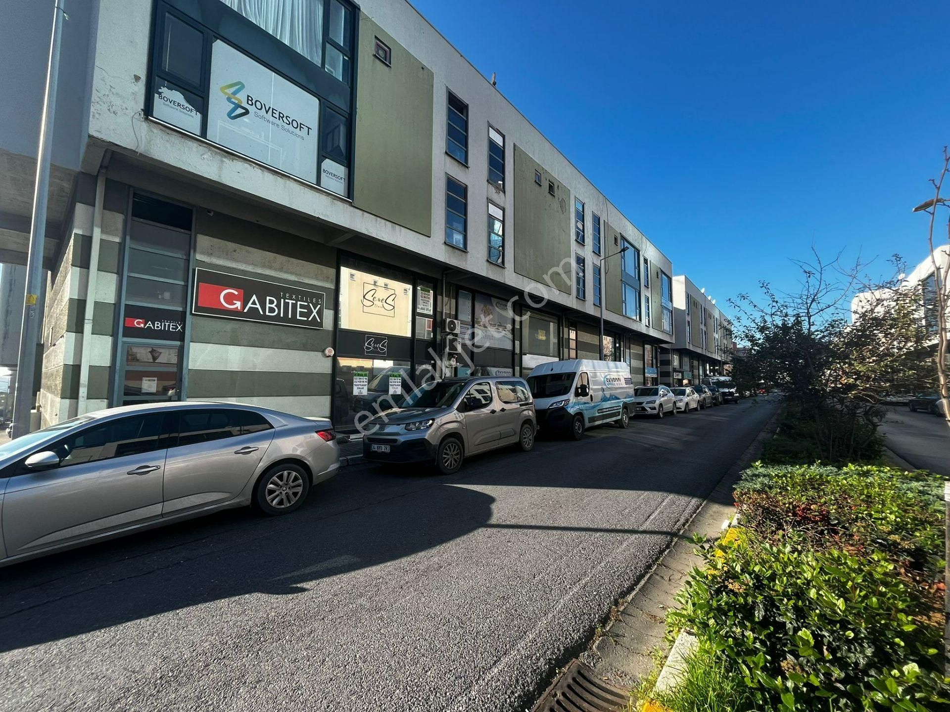 Em-of'tan Muhteşem Konumda Caddde Cepheli 150 M2 Kiralık İş Yeri - Görsel 4