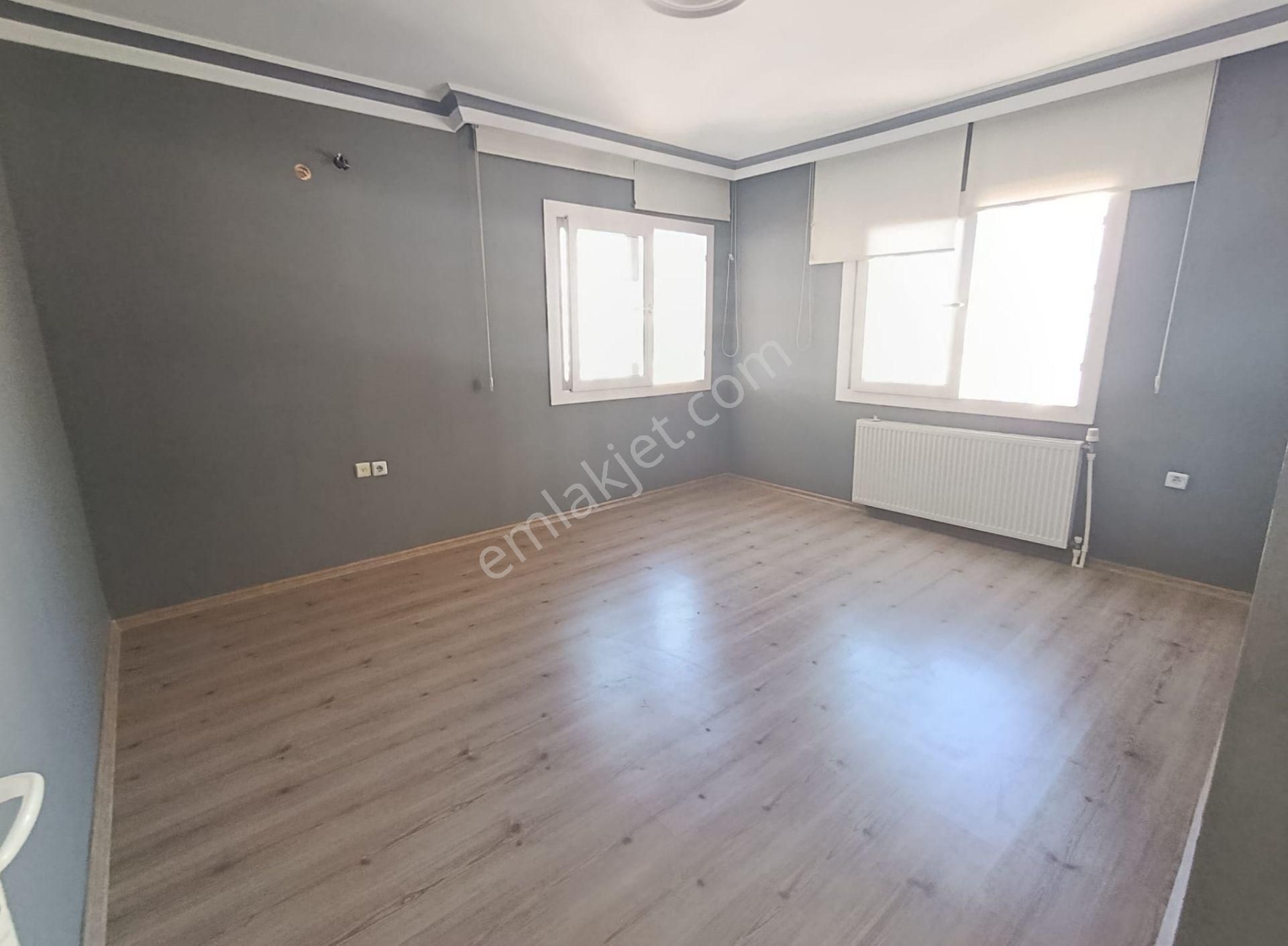 Esse My Home Dan Güzelyalı Da 4+1 Kapalı Mutfak Agiat Okulu Cıvarı - Görsel 6