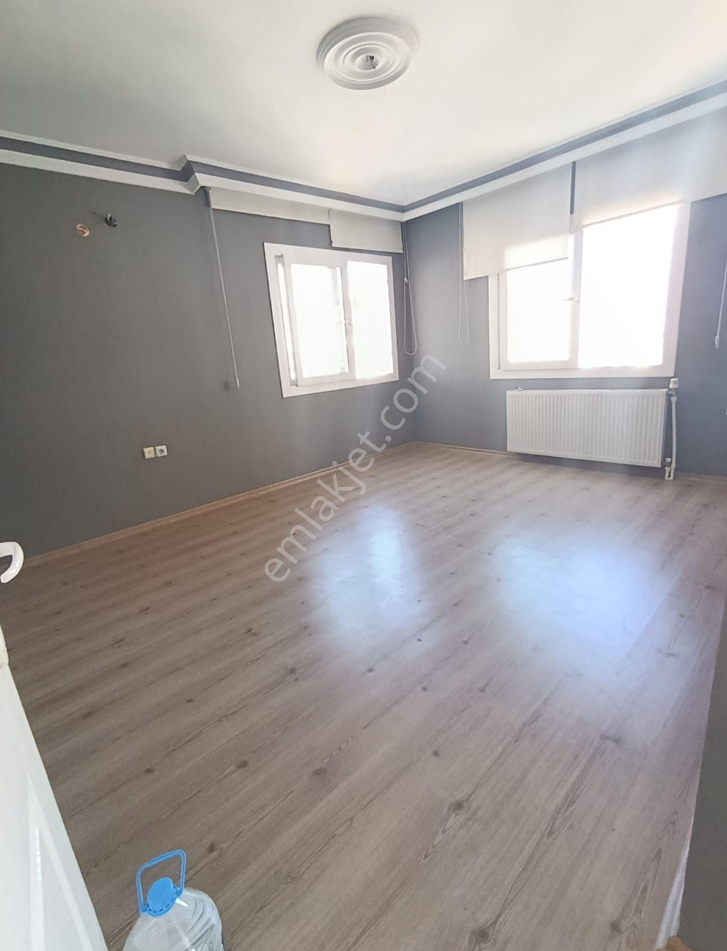 Esse My Home Dan Güzelyalı Da 4+1 Kapalı Mutfak Agiat Okulu Cıvarı - Görsel 4