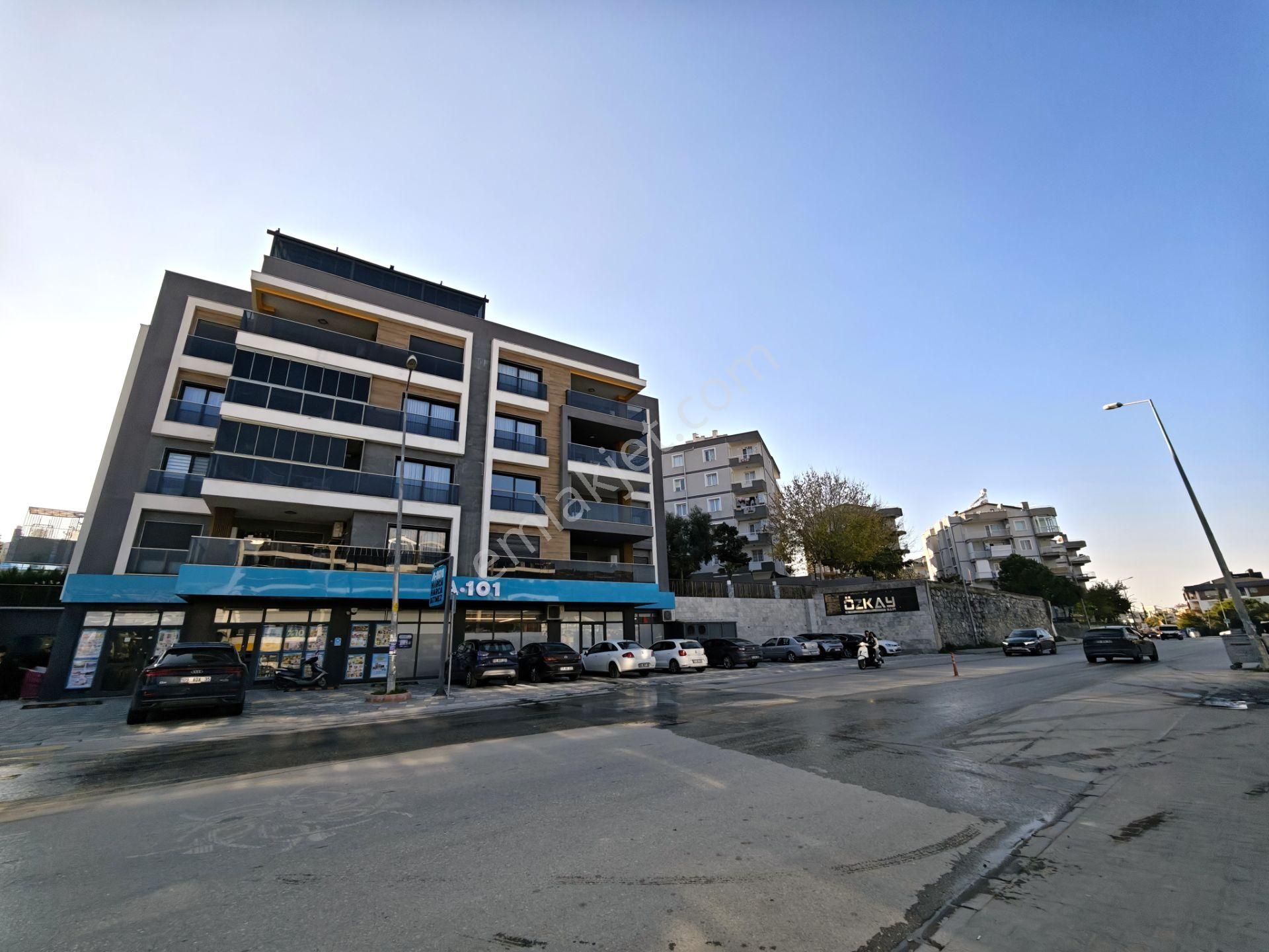 Kuşadası Merkezde Havuzlu Sitede Satılık Yeni 3+1 Ferah Daire - Görsel 31