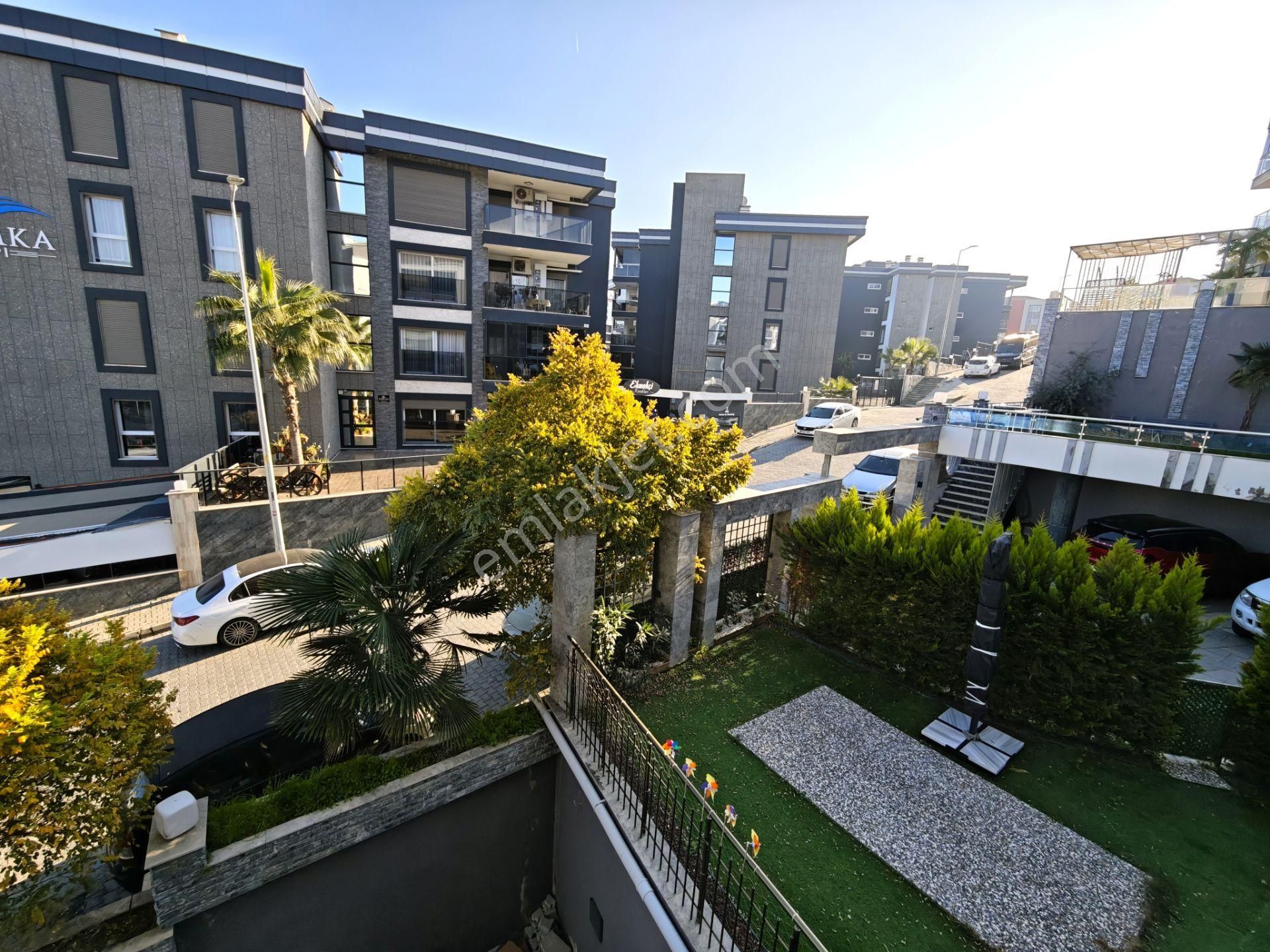 Kuşadası Merkezde Havuzlu Sitede Satılık Yeni 3+1 Ferah Daire - Görsel 27