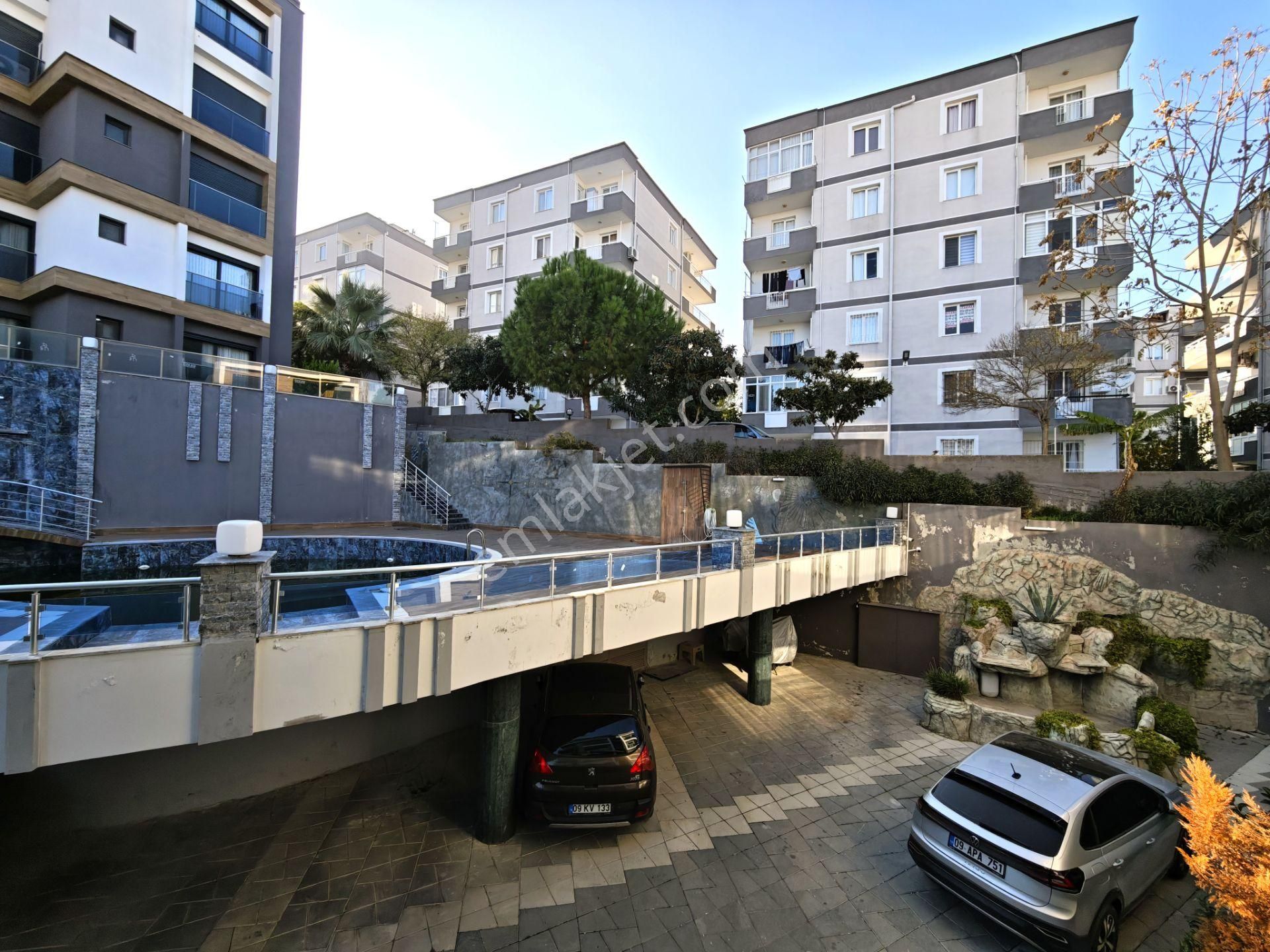 Kuşadası Merkezde Havuzlu Sitede Satılık Yeni 3+1 Ferah Daire - Görsel 16