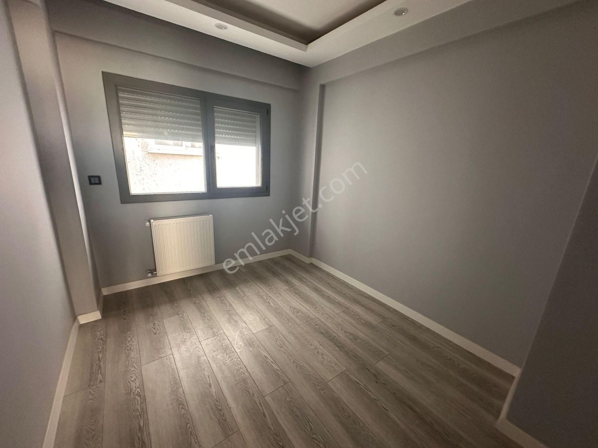 İzmir Karşıyaka'da Satılık 3+1 Geniş Daire - Görsel 4