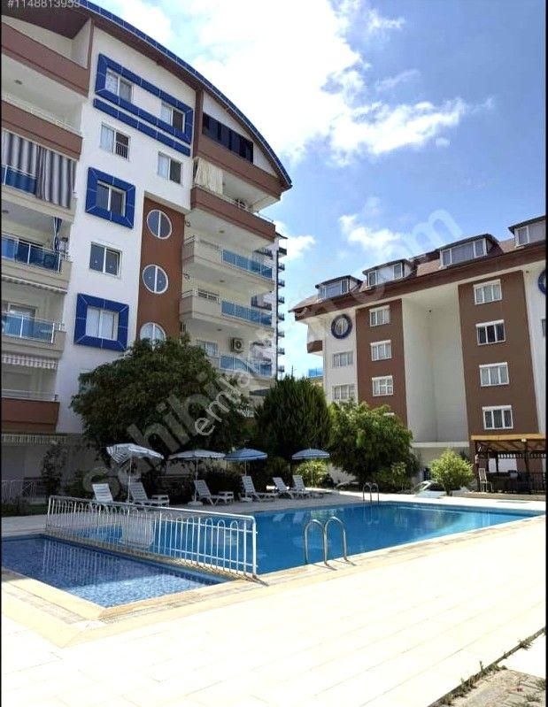 Emlaknomi'den Alanya-avsallar Satılık 2+1 Arakat 10 Yıllık Bina Açık Havuz.