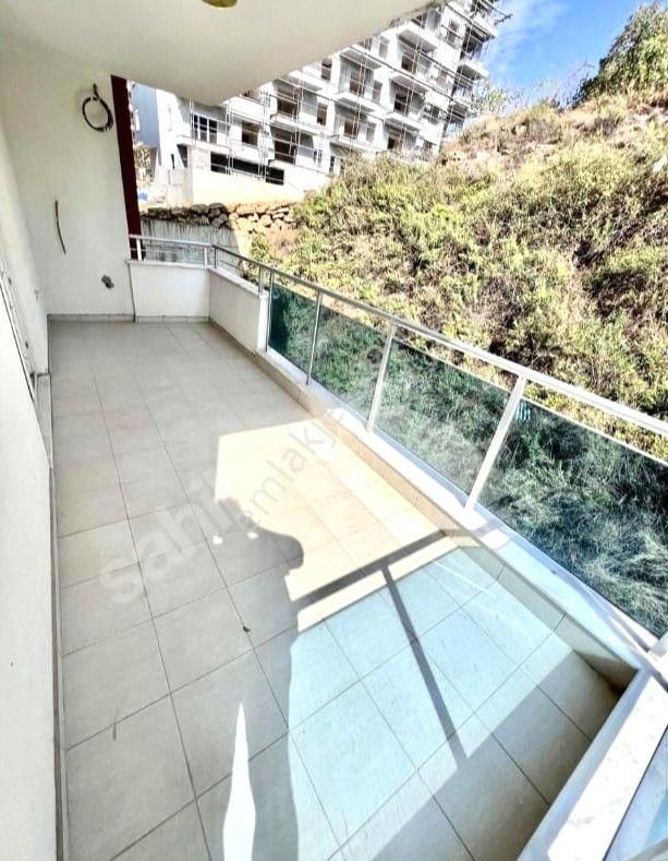 Emlaknomi'den Alanya-avsallar Satılık 2+1 Arakat 10 Yıllık Bina Açık Havuz. - Görsel 8