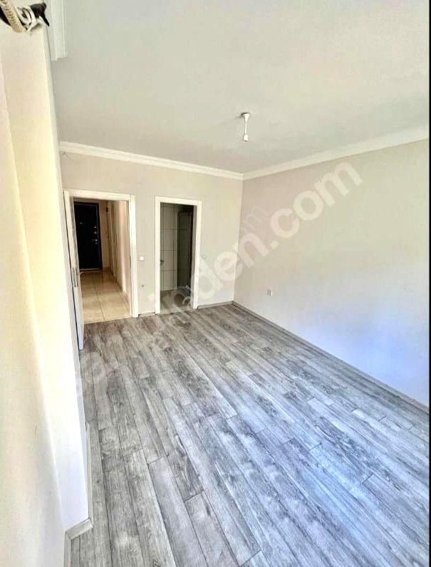Emlaknomi'den Alanya-avsallar Satılık 2+1 Arakat 10 Yıllık Bina Açık Havuz. - Görsel 12