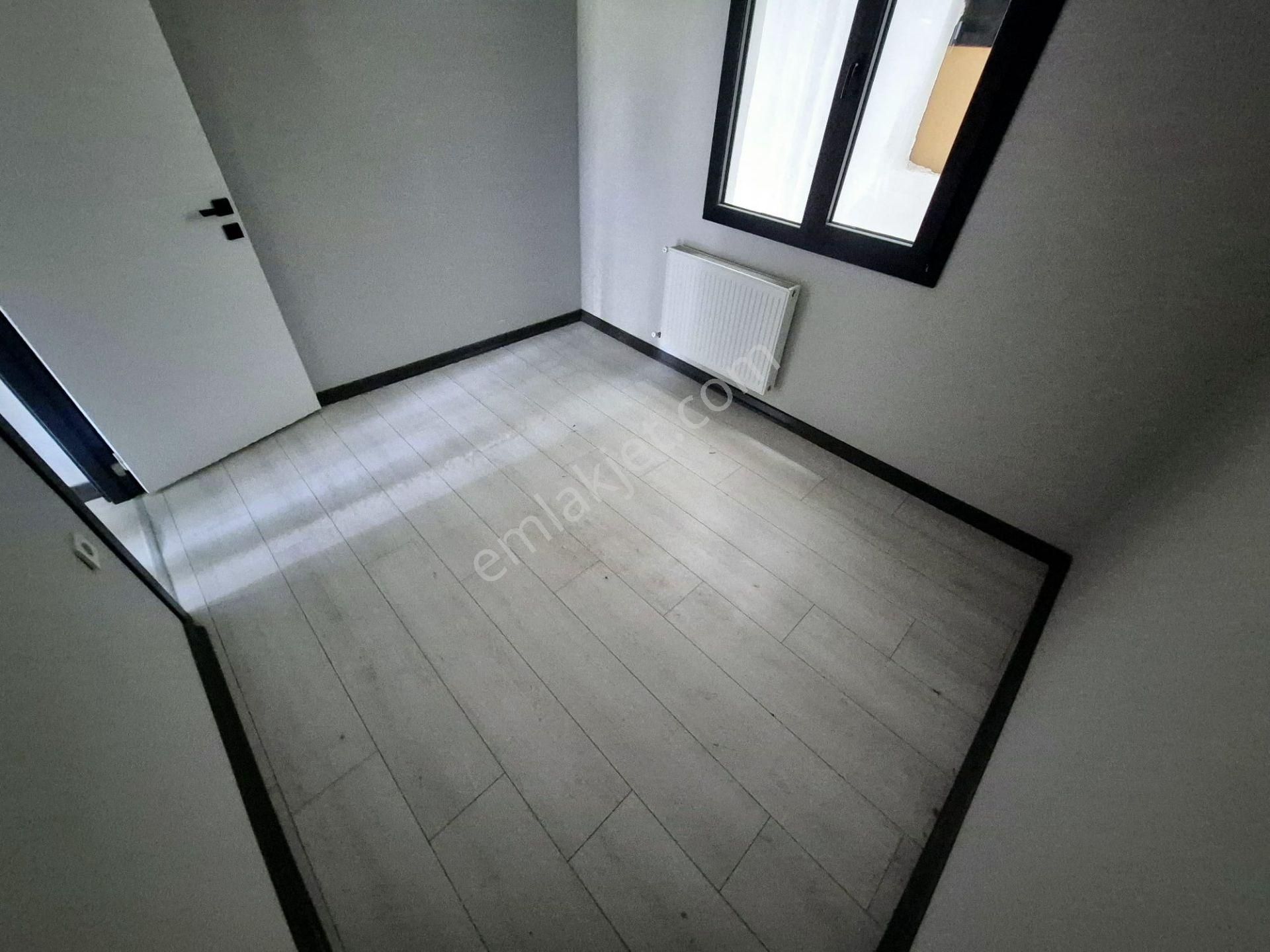 Buca Arakat Balkonlu 1+1 Satılık Daire - Görsel 7