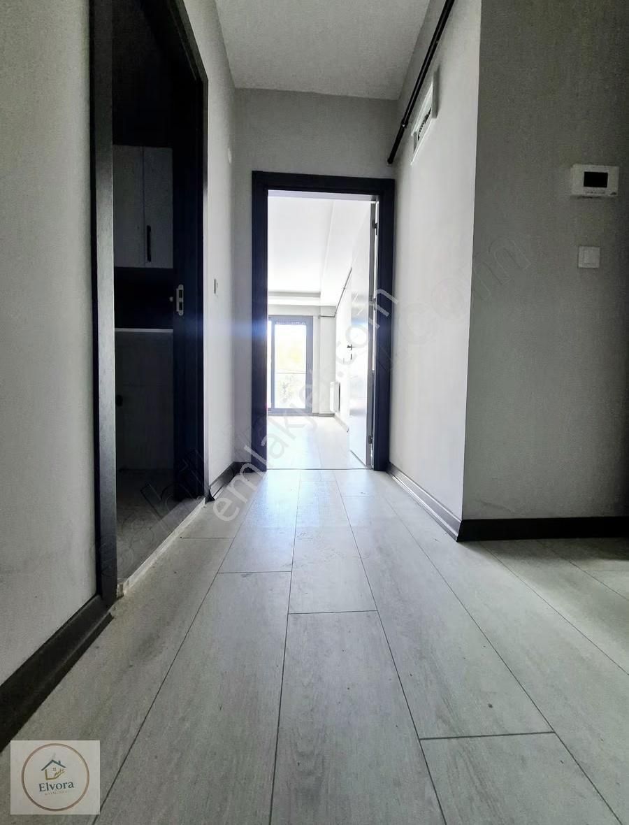 Buca Arakat Balkonlu 1+1 Satılık Daire - Görsel 9