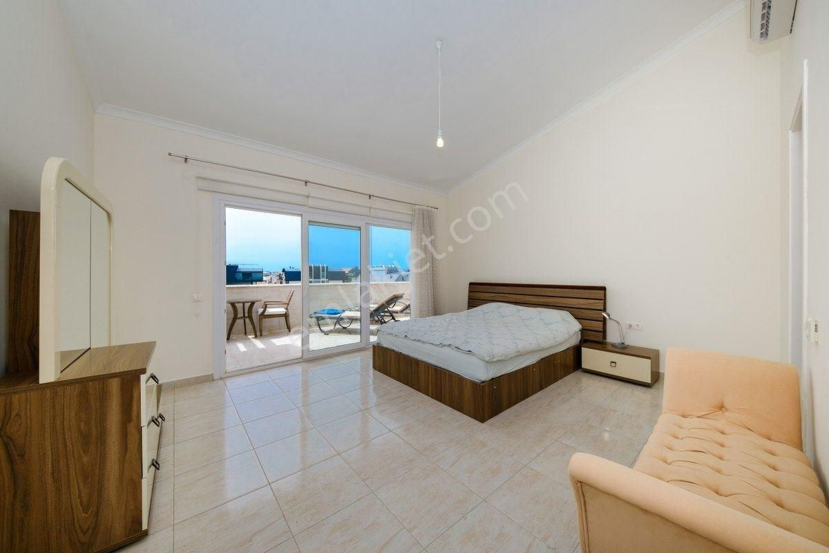 Alanya Oba’da Manzaralı, Full Aktiviteli 4+1 Dubleks Daire - Görsel 12