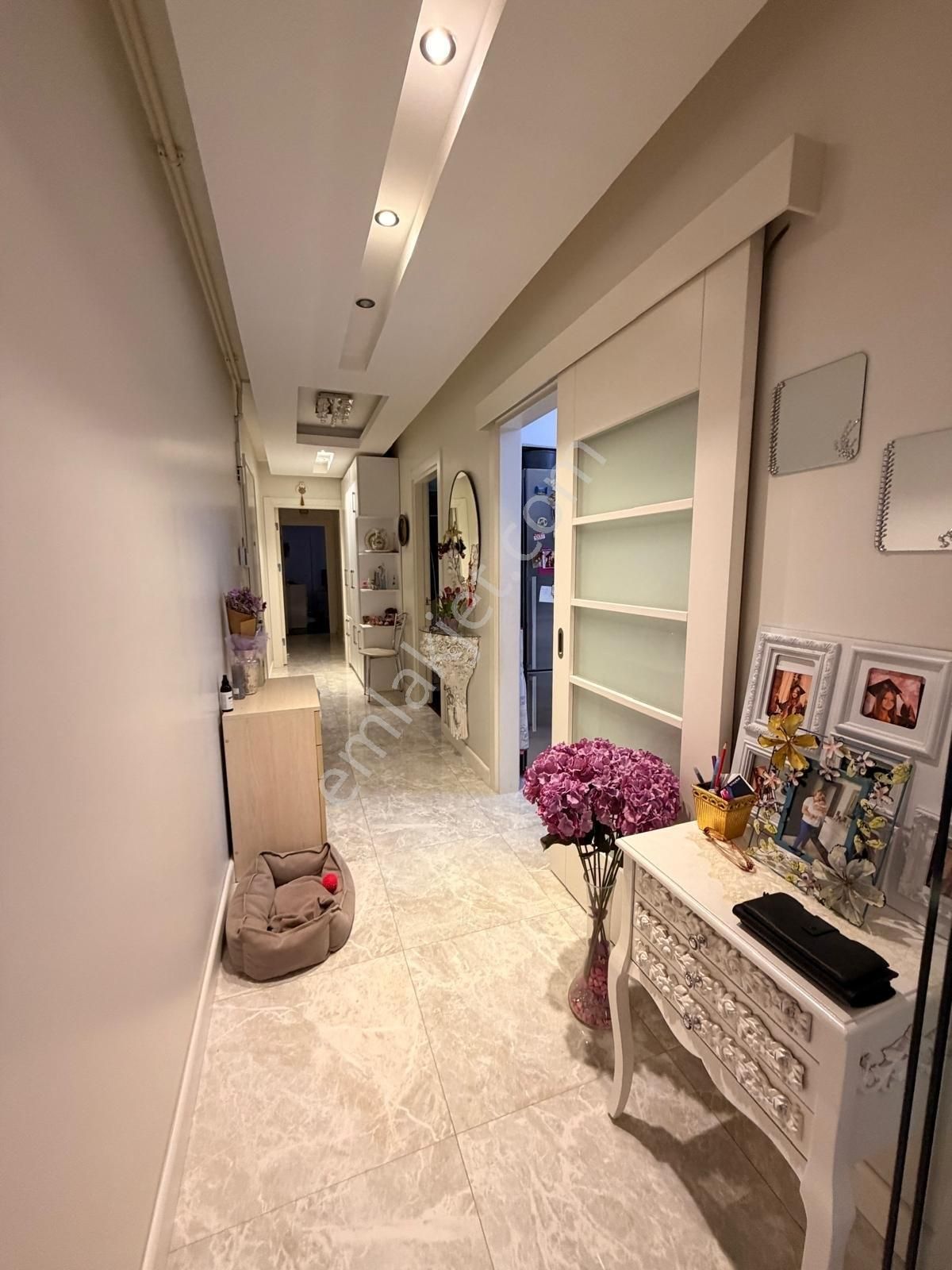 Suadiye'de Geniş M2'de Prestijli Binada Görülmeye Değer - Görsel 9