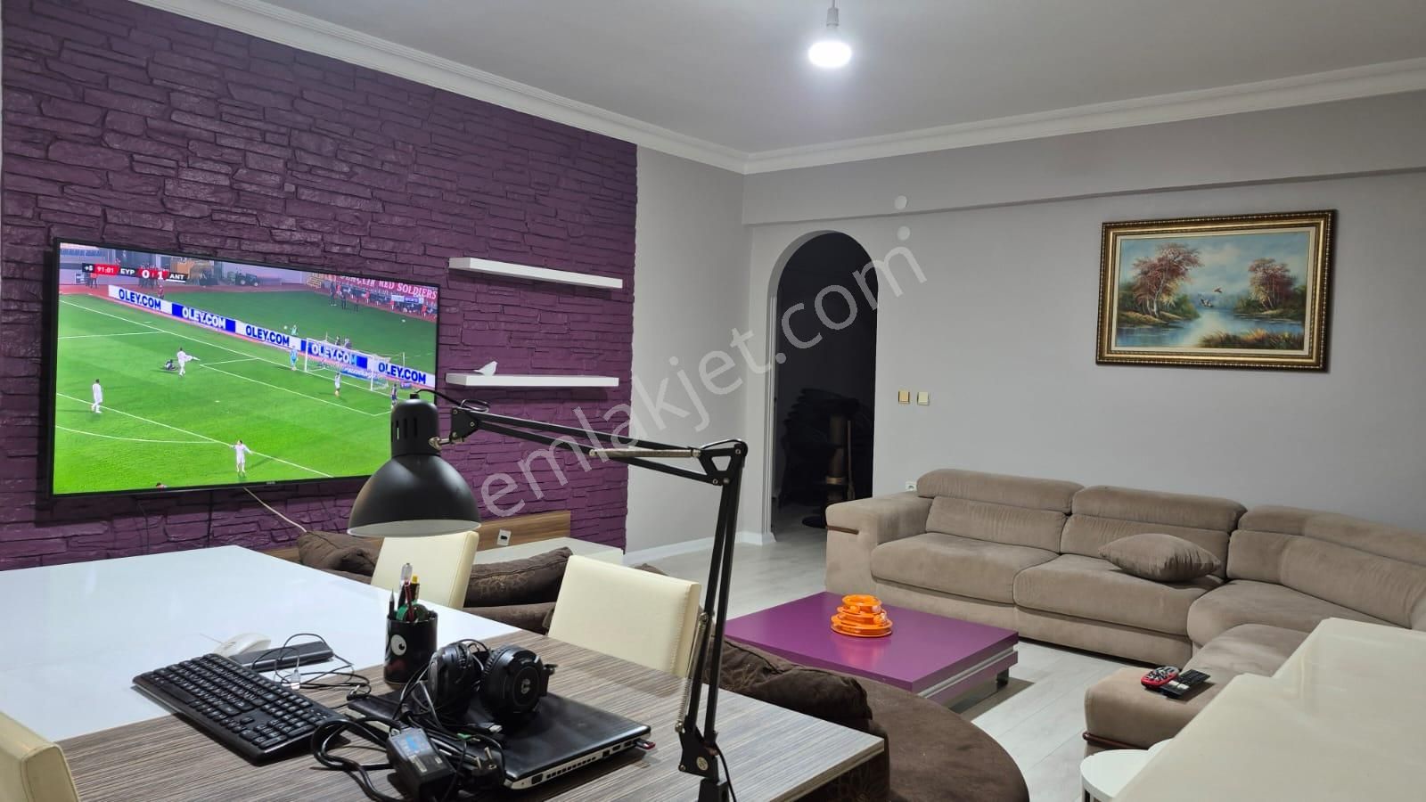 Beylikdüzü Adakent'te Bakımlı Daire 145m2 3+1 - Görsel 6