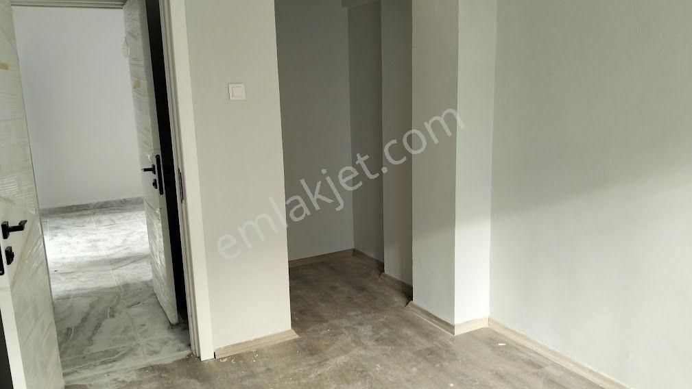 Ayvalık Sarımsaklı 2+1 Satılık Daire - Görsel 12
