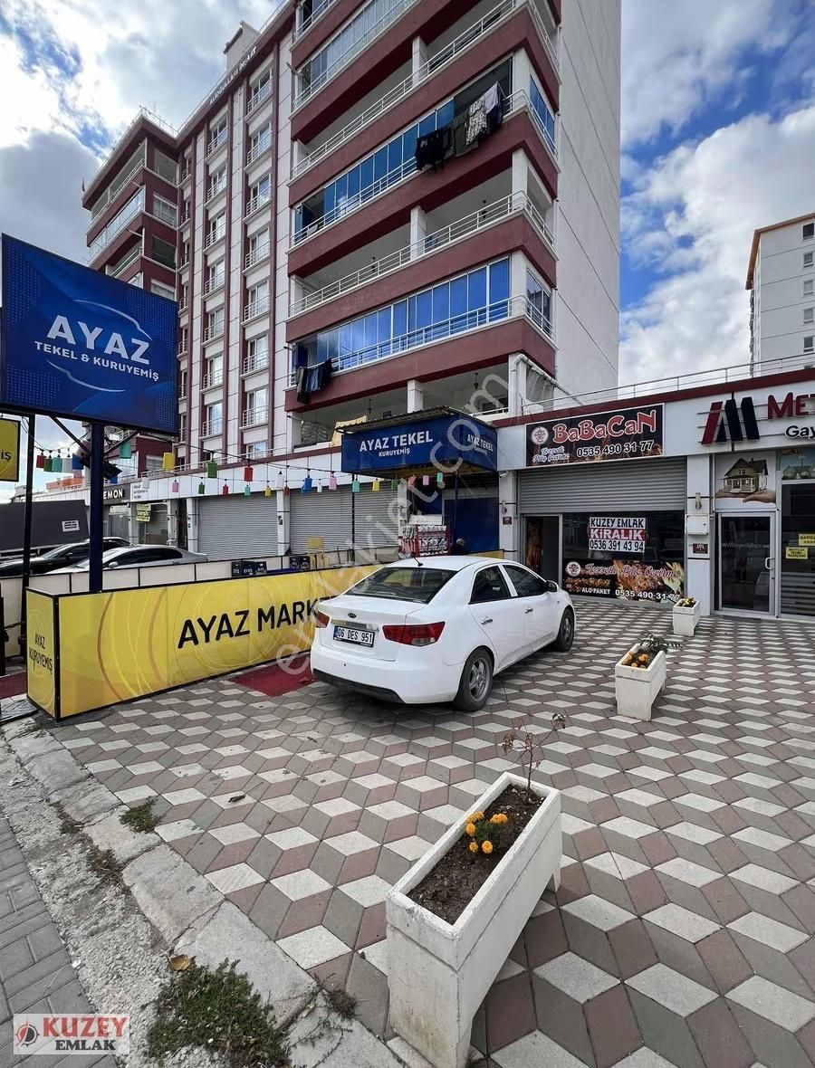 Kuzey Emlaktan Yakacık Merkezde 82 M2 Kiralık Dükkan - Görsel 8