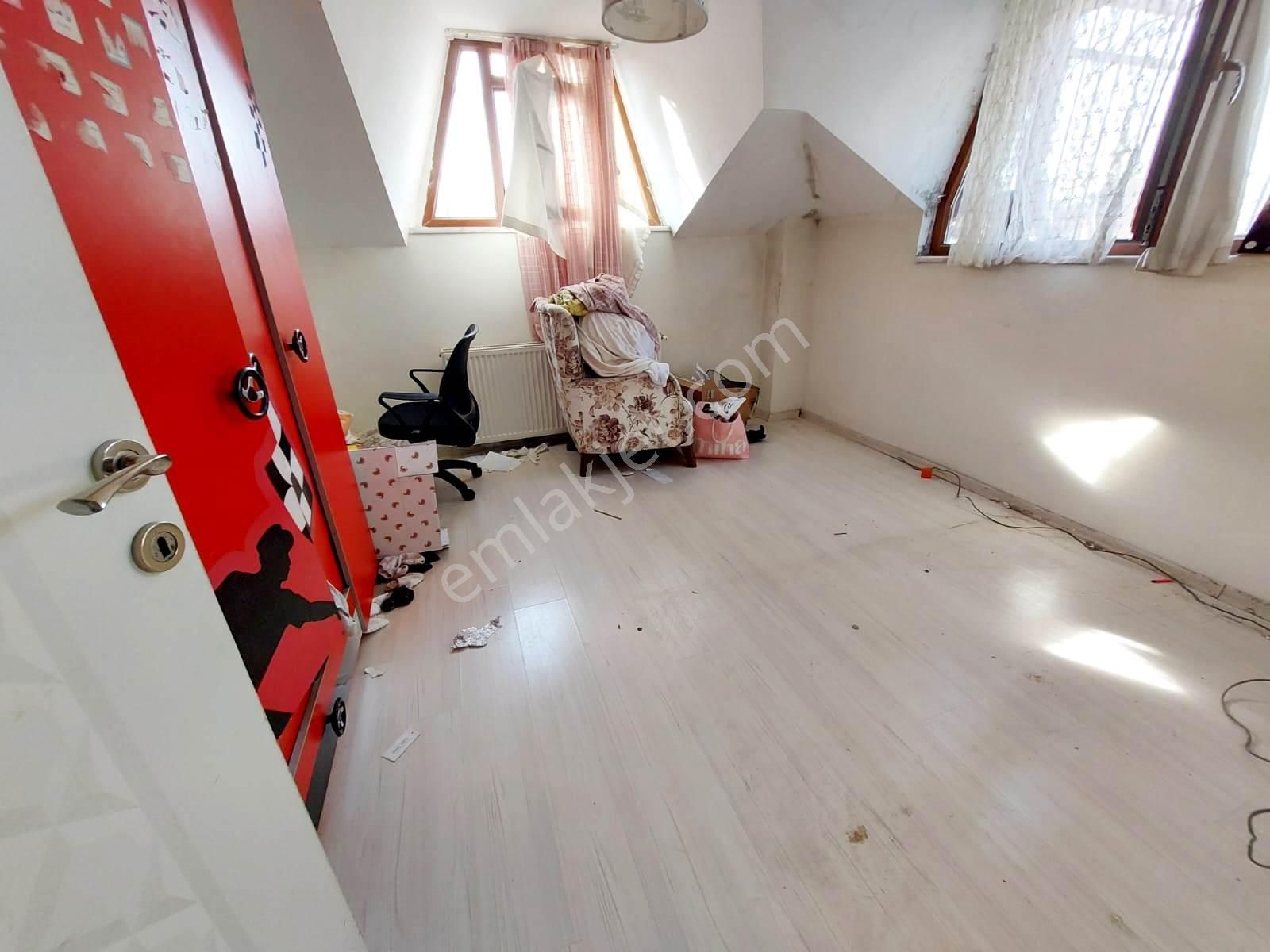 Tapu Masrafı Yok Yıldız Zöhre Cami Yakını Satılık 5+1 Dubks - Görsel 14