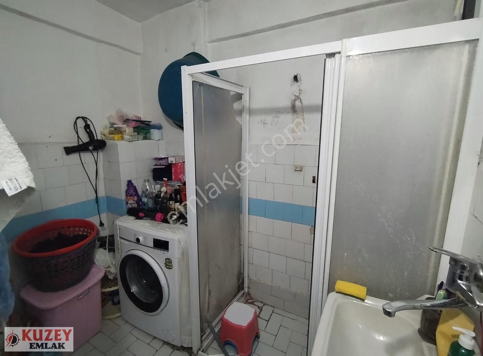 Kuzey Emlak'ta Caddesi Üzerinde Ön Cephe 3+1 Asansörlü Daire - Görsel 12