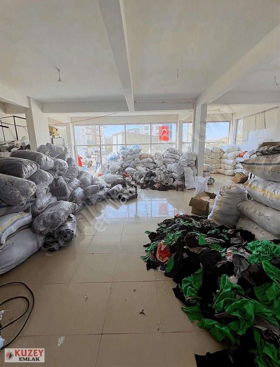 Kuzey Emlaktan Acil Satılık 222 M2 Dükkan - Görsel 7