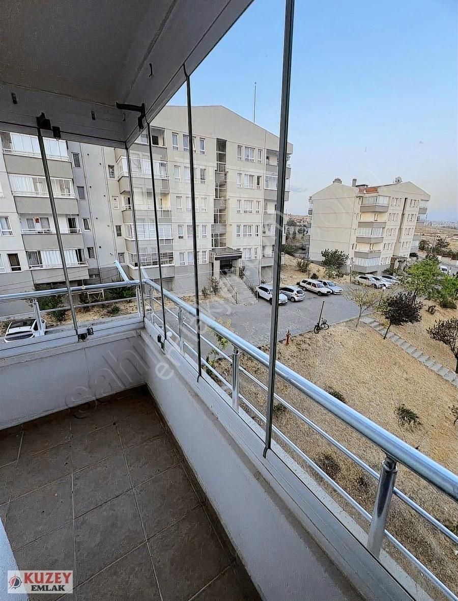 Kuzey Emlaktan Bölgenin En Nezih Sitesinde Kuruş Masrafsız - Görsel 14