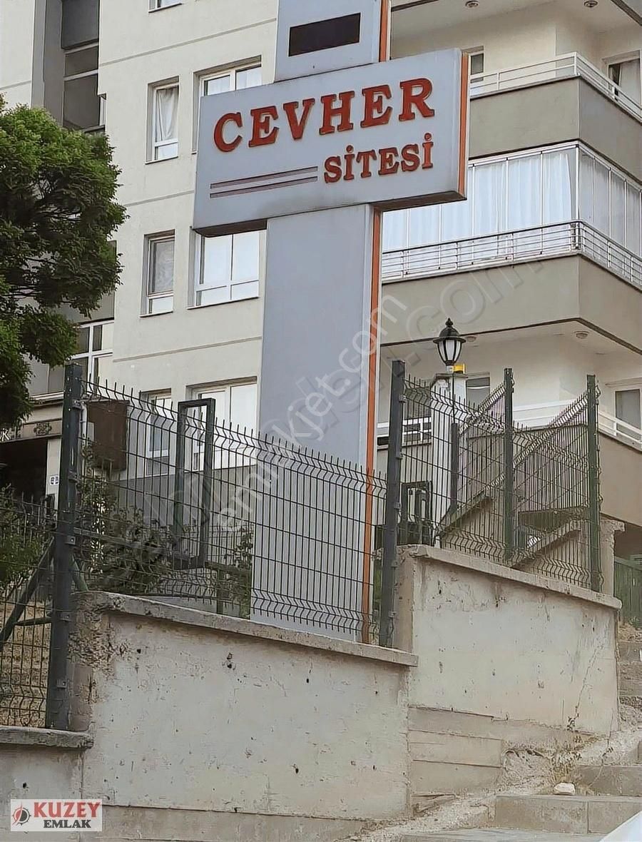 Kuzey Emlaktan Bölgenin En Nezih Sitesinde Kuruş Masrafsız - Görsel 33