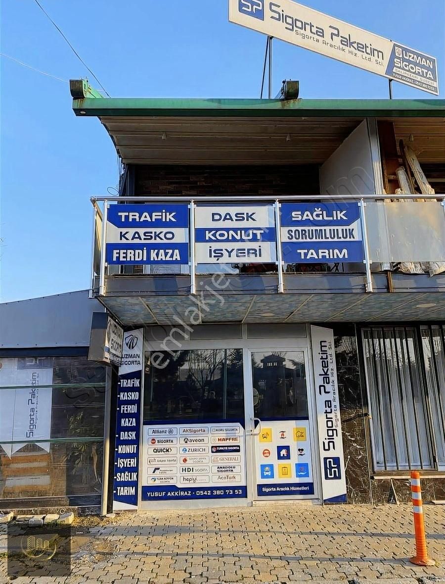 Akgül Emlak'tan Salıpazarı Merkez'de Satılık Dükkan