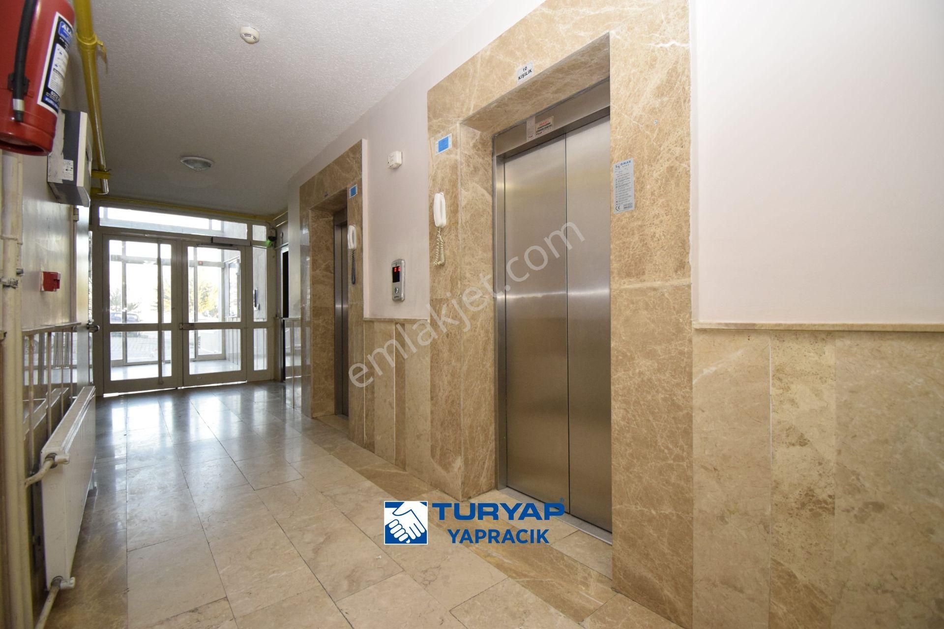 Turyap Yapracık' Tan 13. Bölgede Manzaralı Satılık Boş 3+1 Daire - Görsel 33